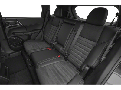 2026 Mitsubishi Outlander LE