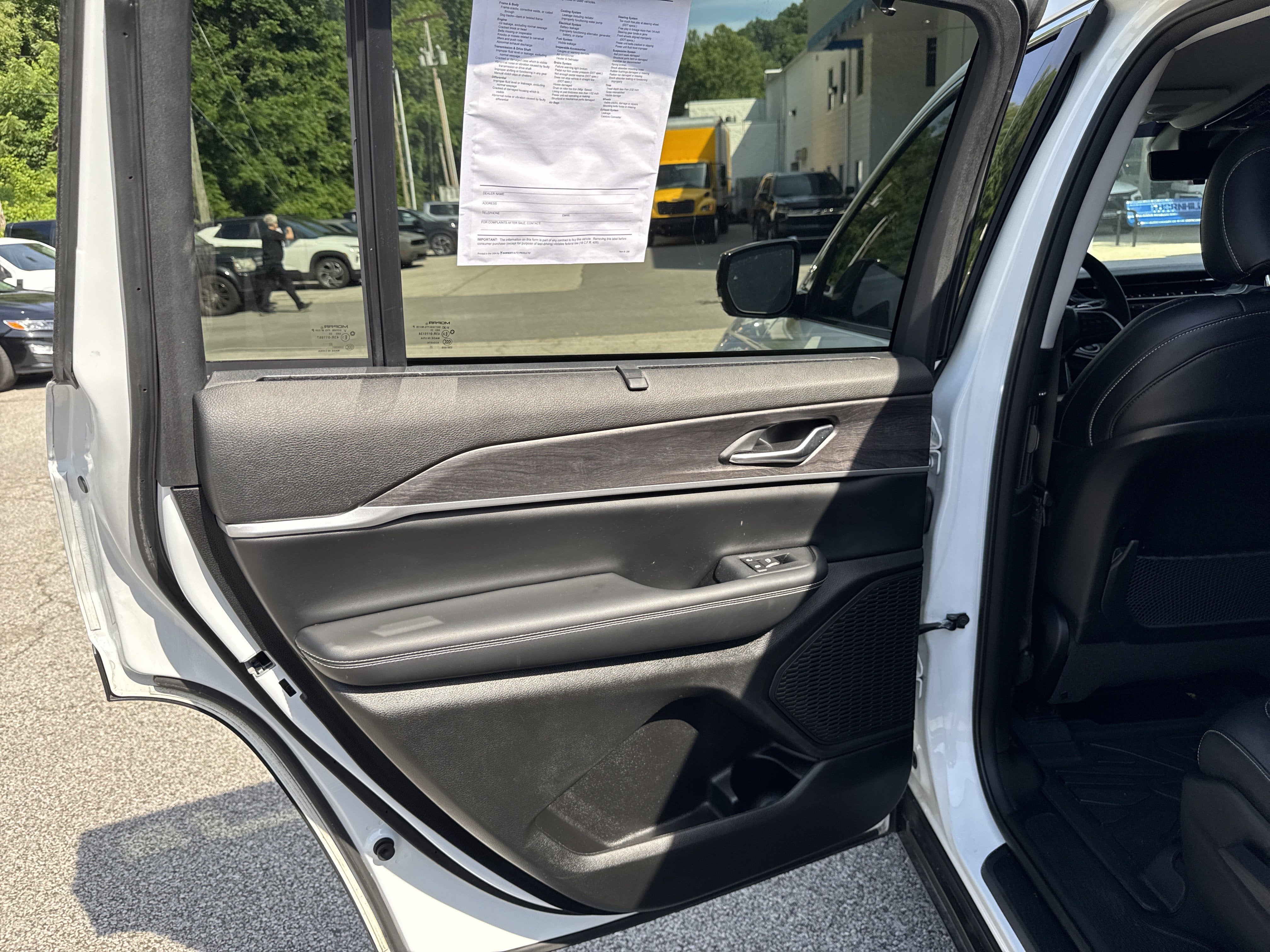 2023 Jeep Grand Cherokee L Limited 4x4