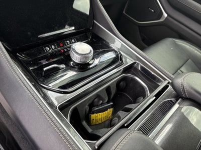 2024 Jeep Wagoneer Base