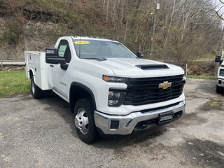 2025 Chevrolet Silverado 3500 HD Chassis Cab Work Truck
