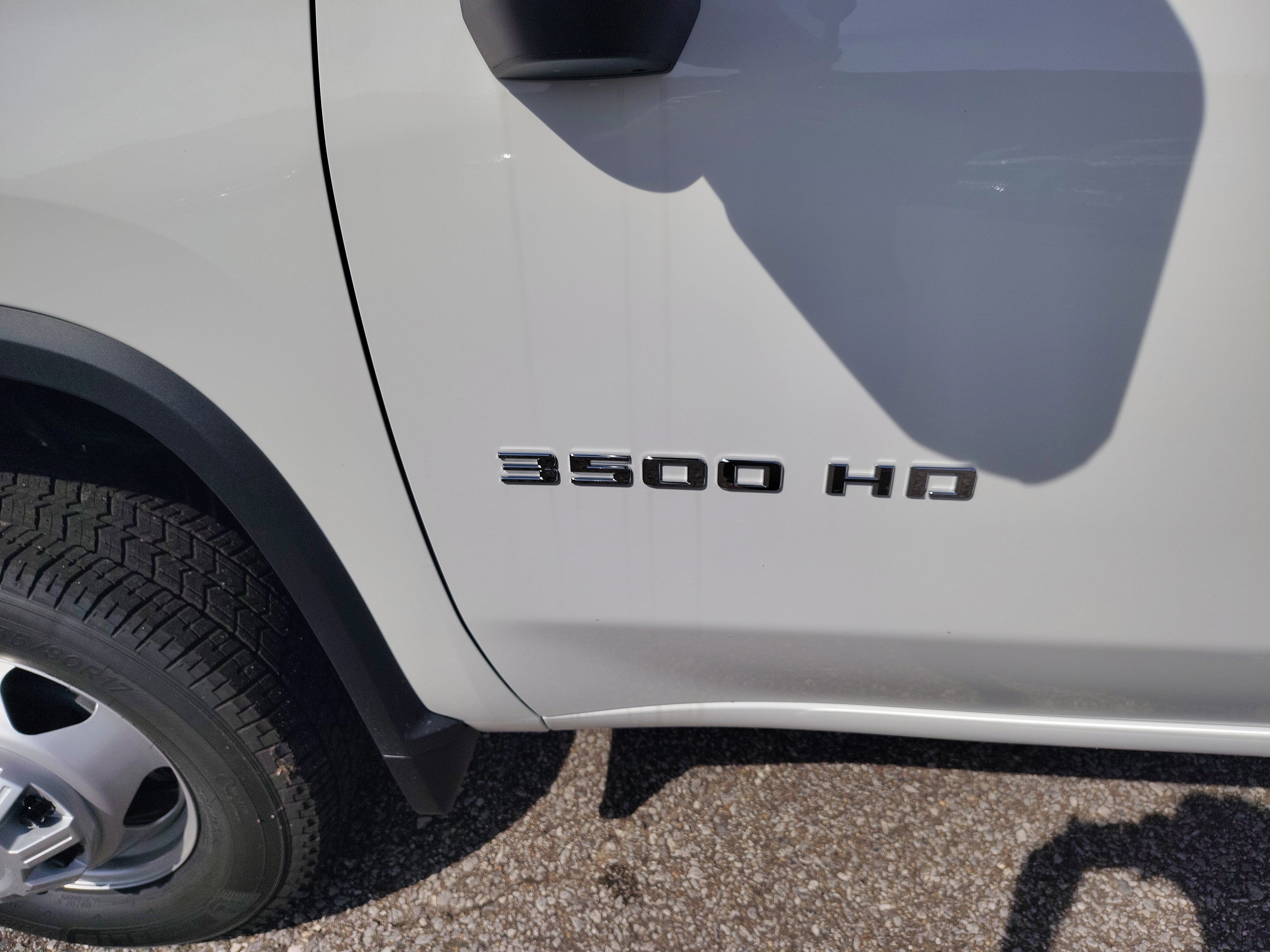 2025 Chevrolet Silverado 3500 HD Chassis Cab Work Truck