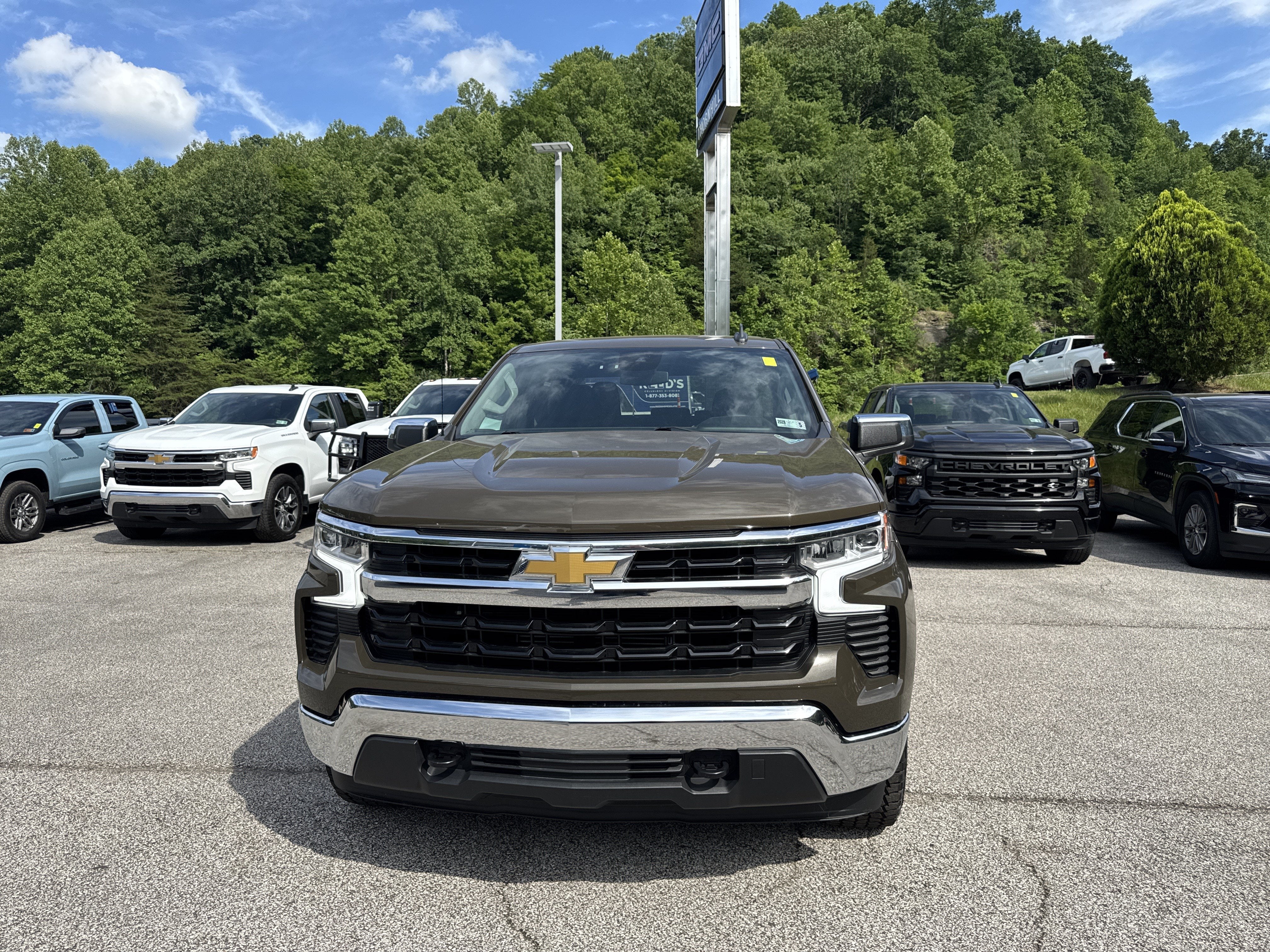 2023 Chevrolet Silverado 1500 LT (2FL)