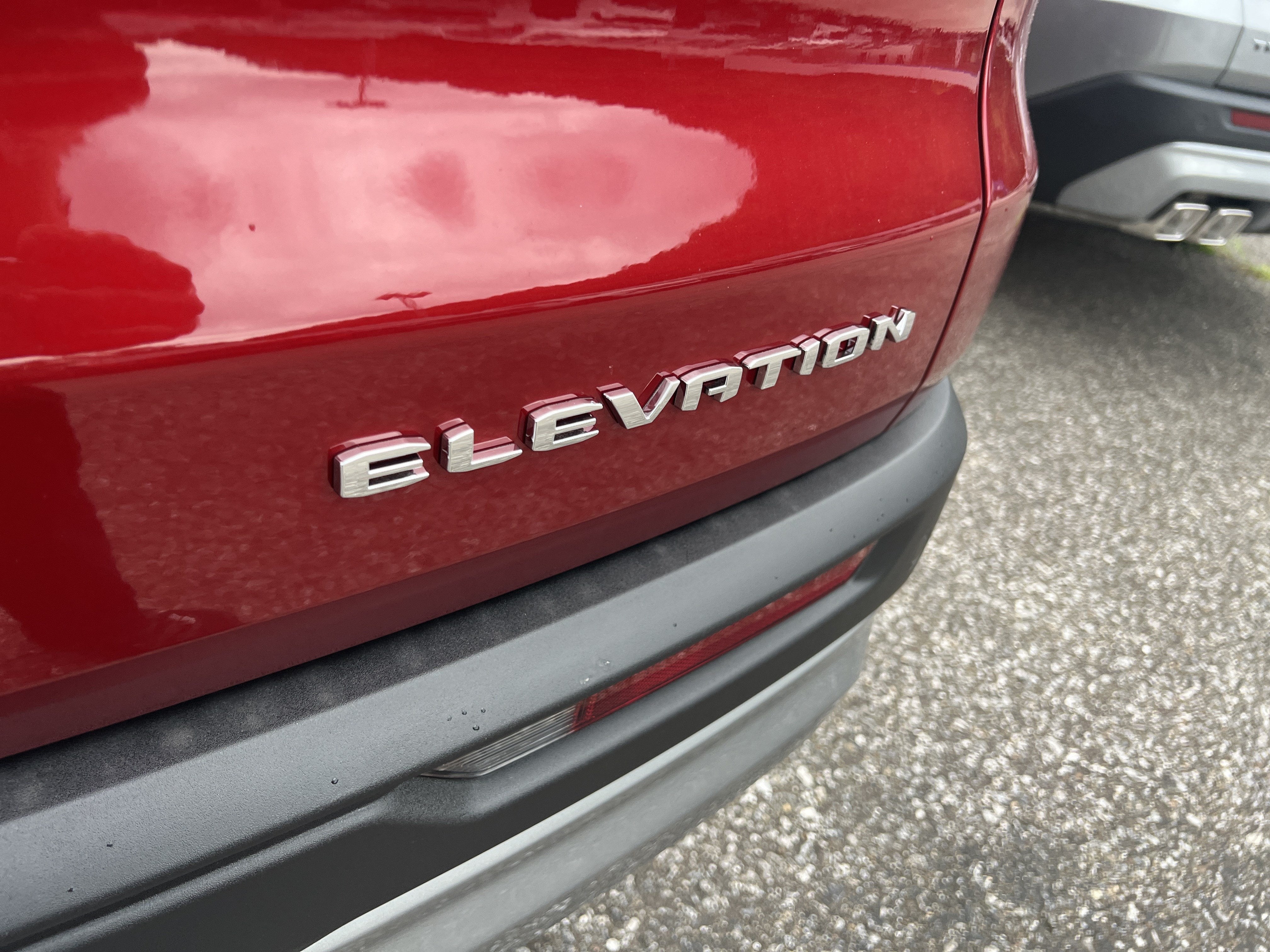 2027 GMC Acadia Elevation