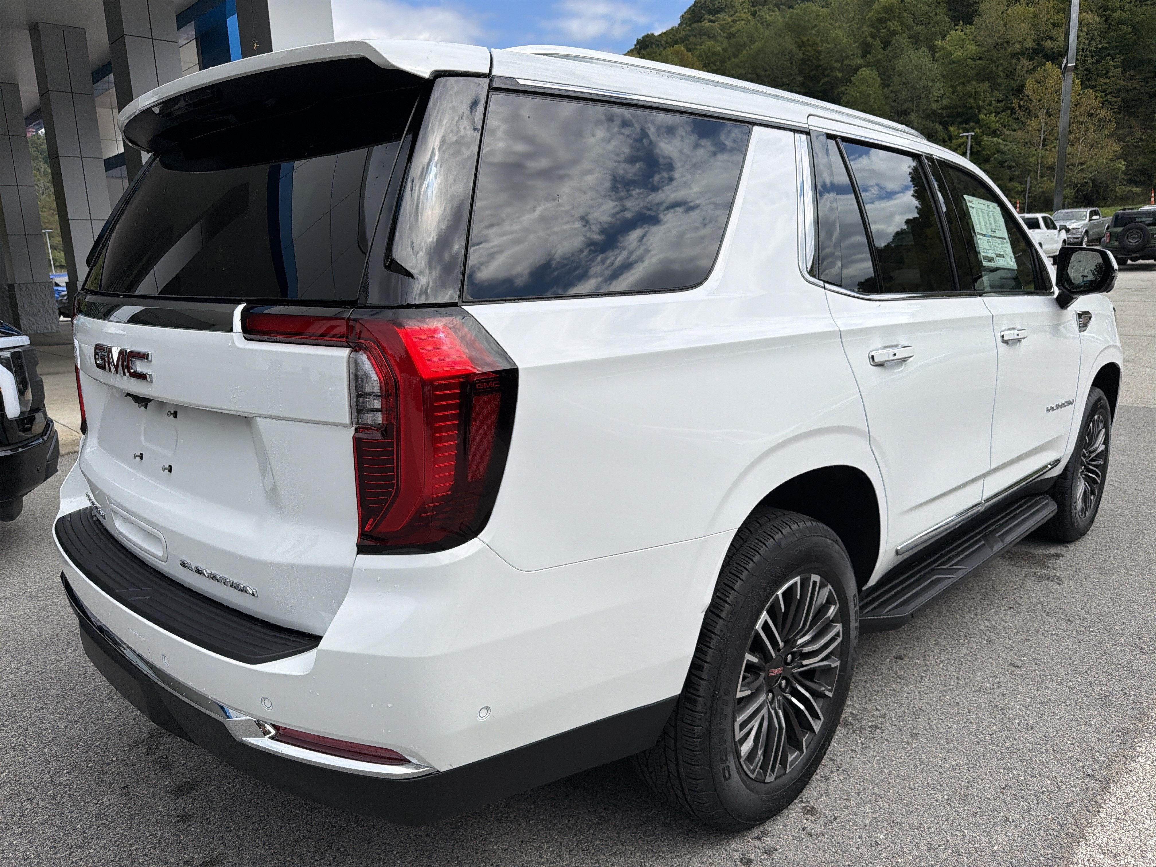 2026 GMC Yukon Elevation