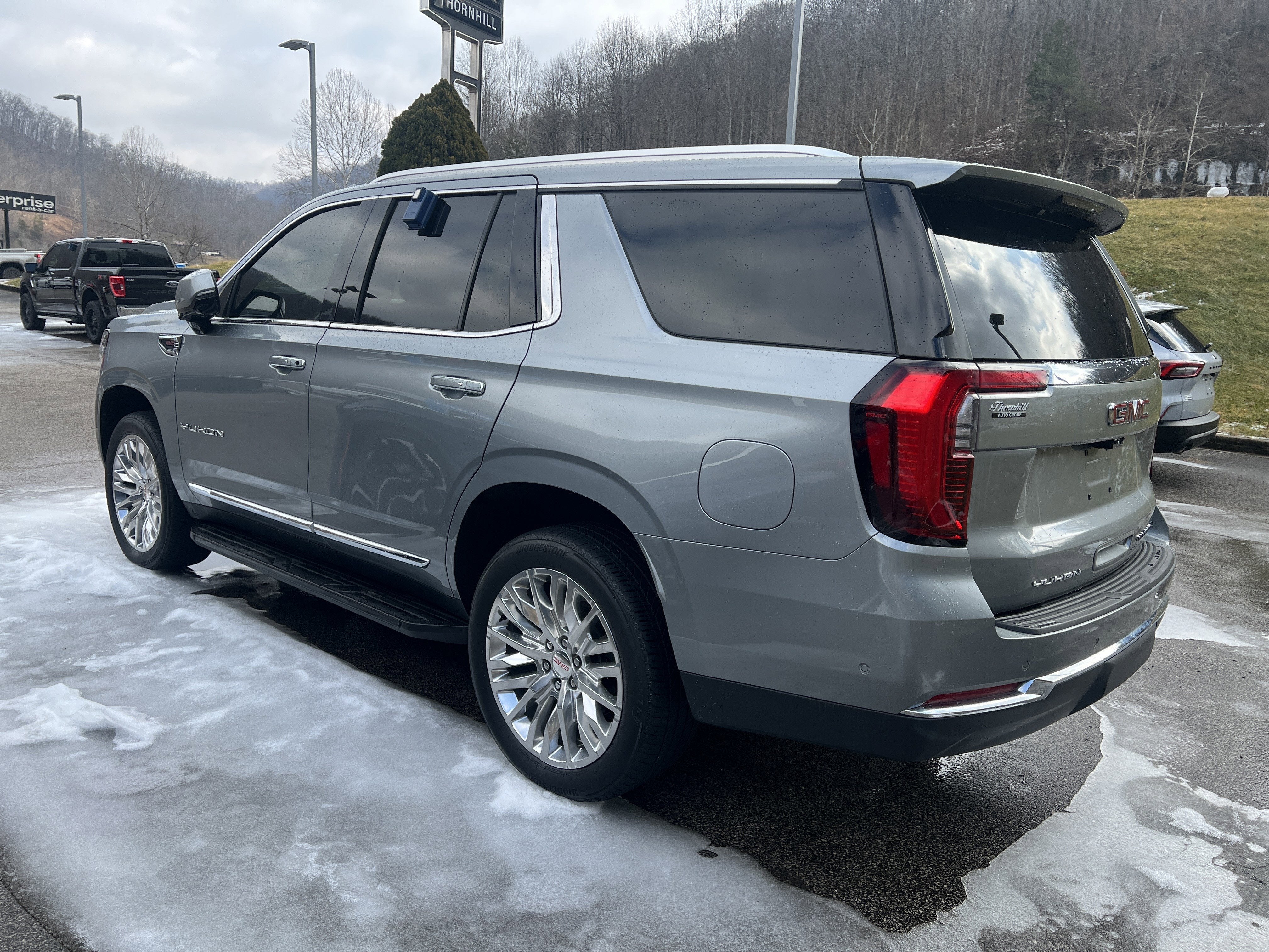 2025 GMC Yukon Elevation