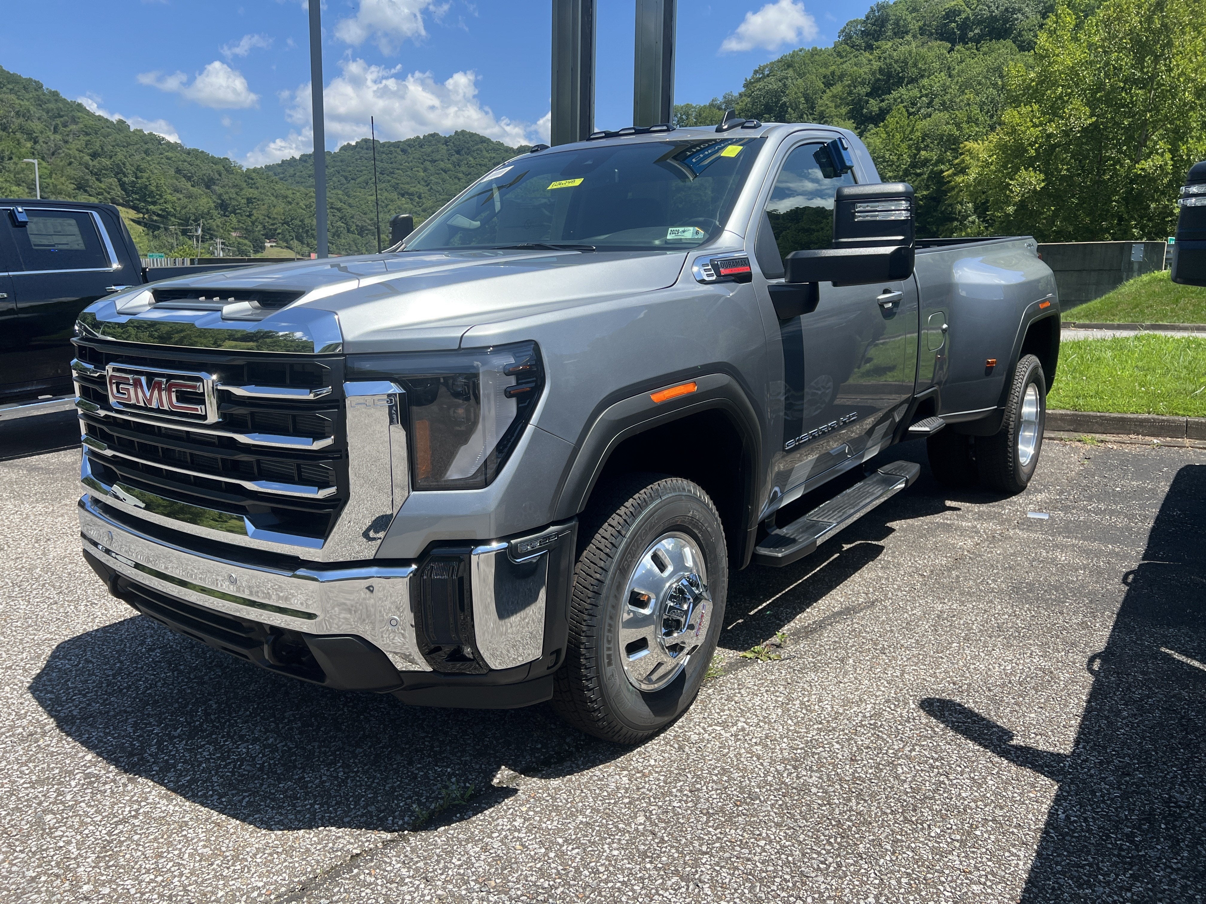 2026 GMC Sierra 3500 HD SLE DRW