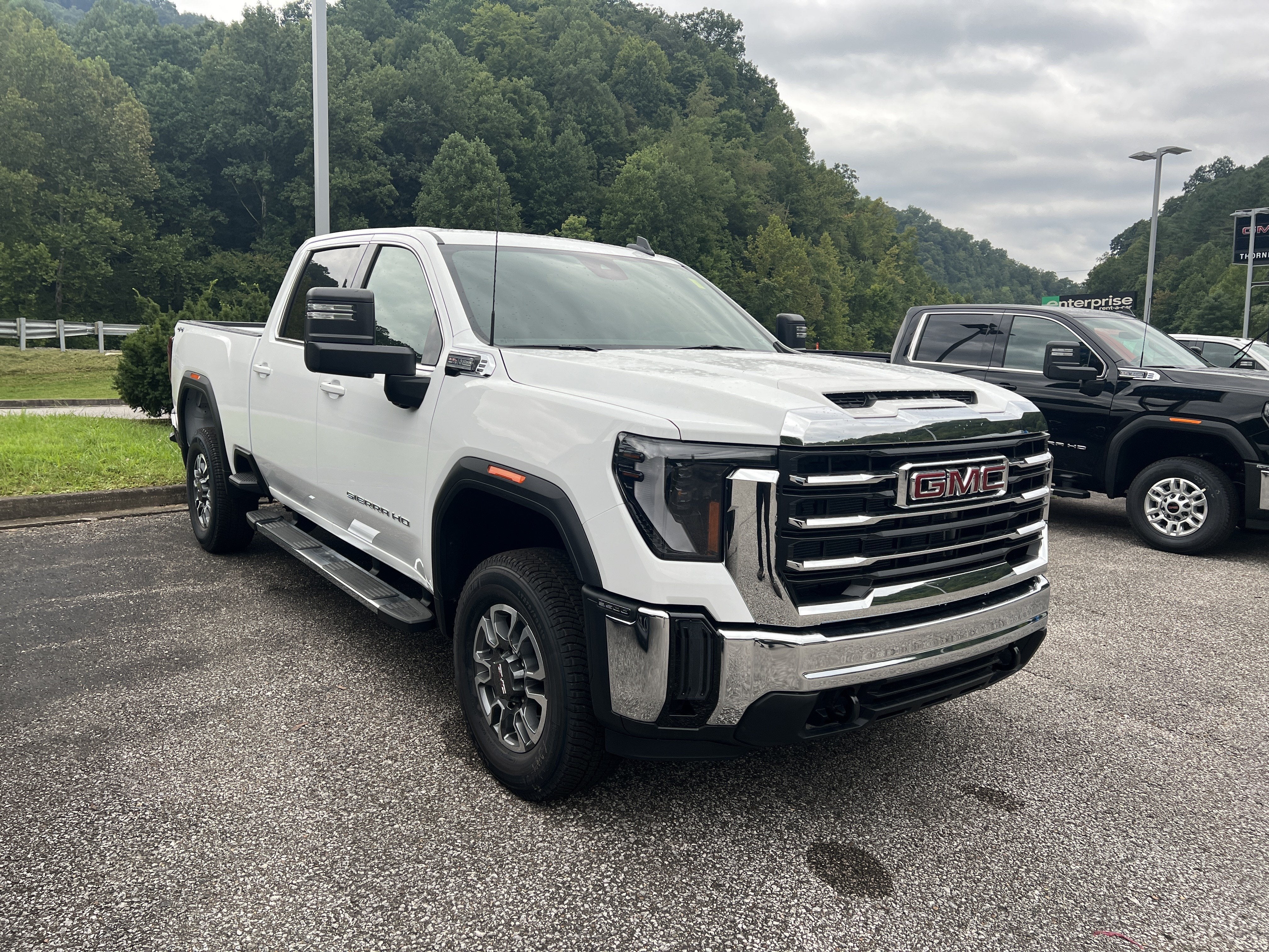 2026 GMC Sierra 3500 HD SLE