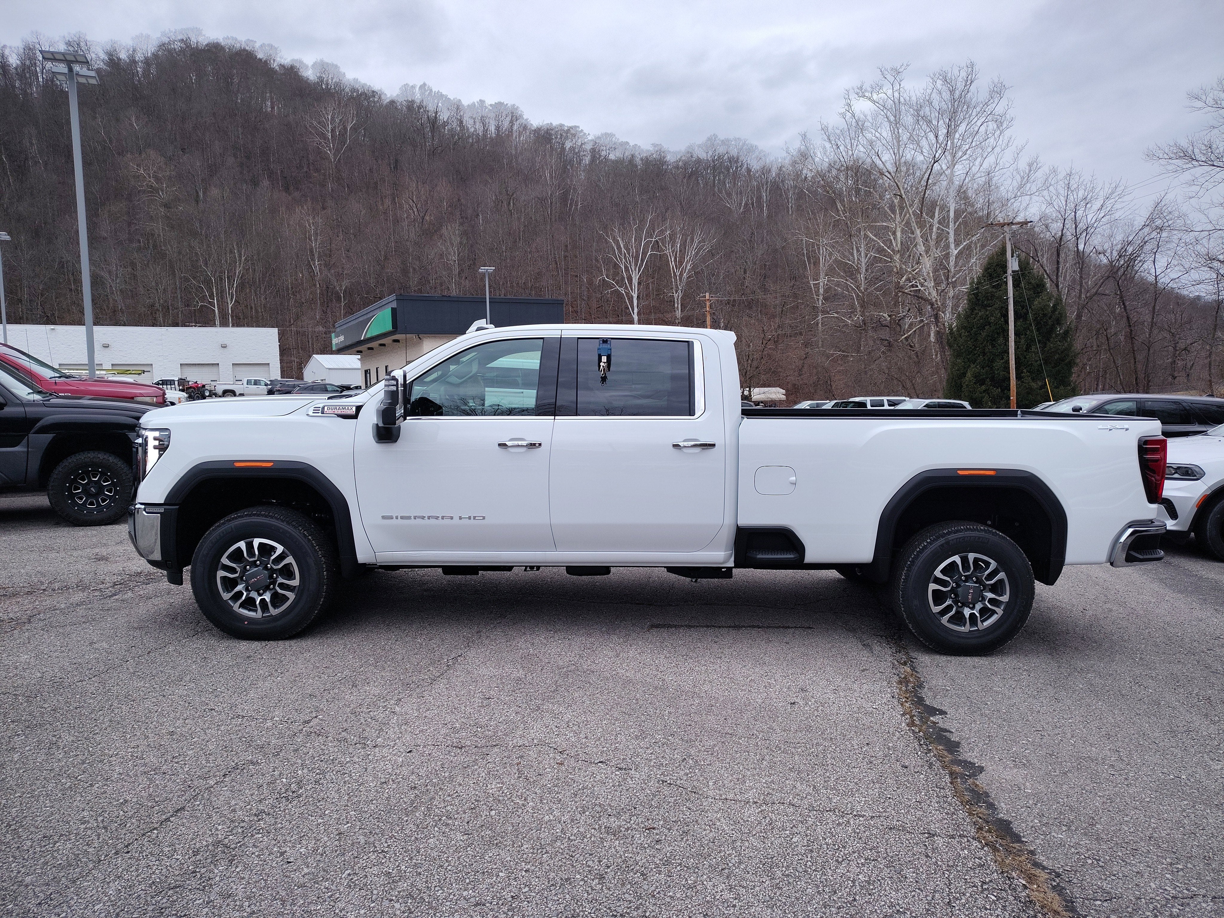 2026 GMC Sierra 3500 HD SLT