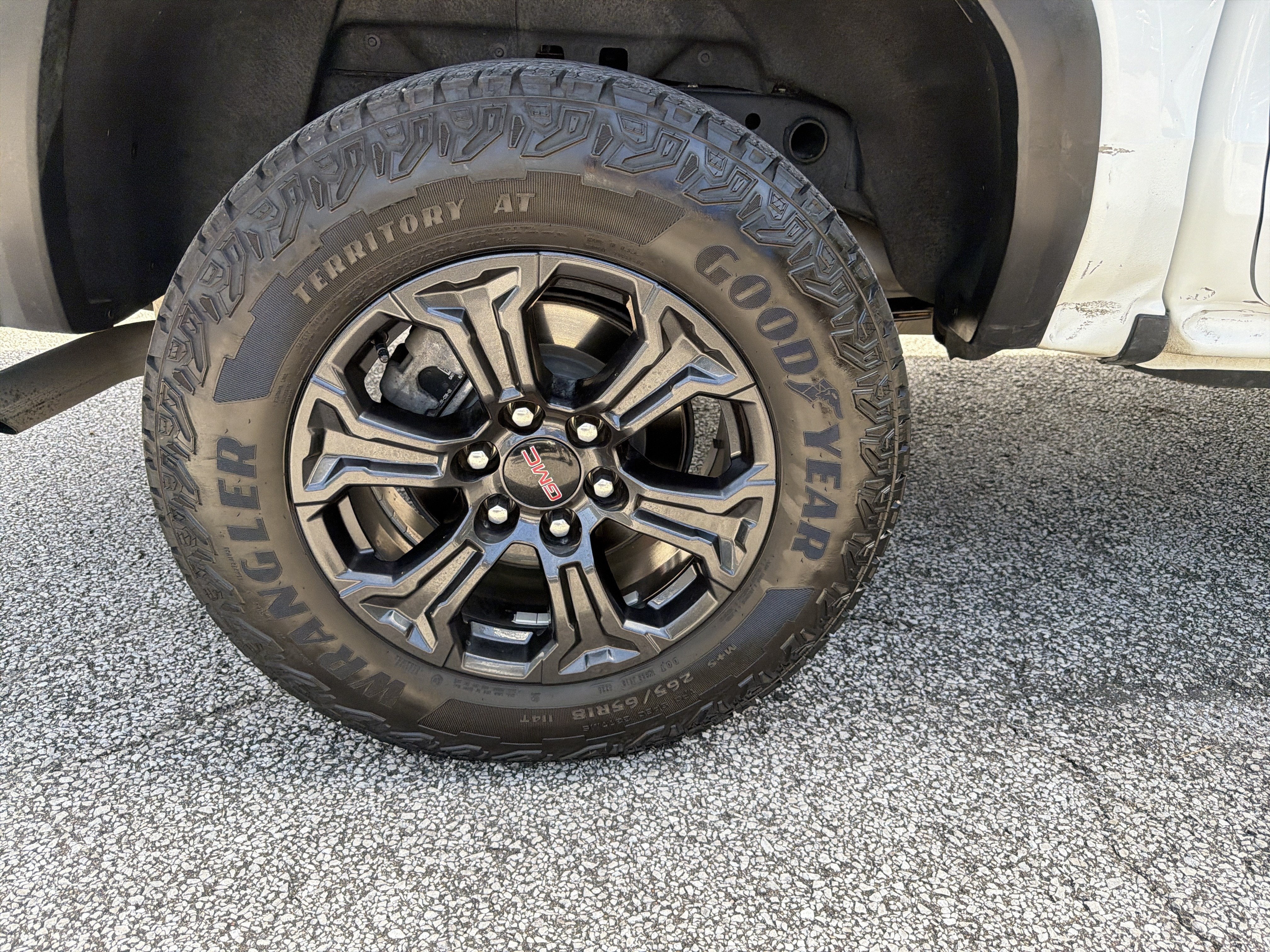 2024 GMC Canyon Elevation