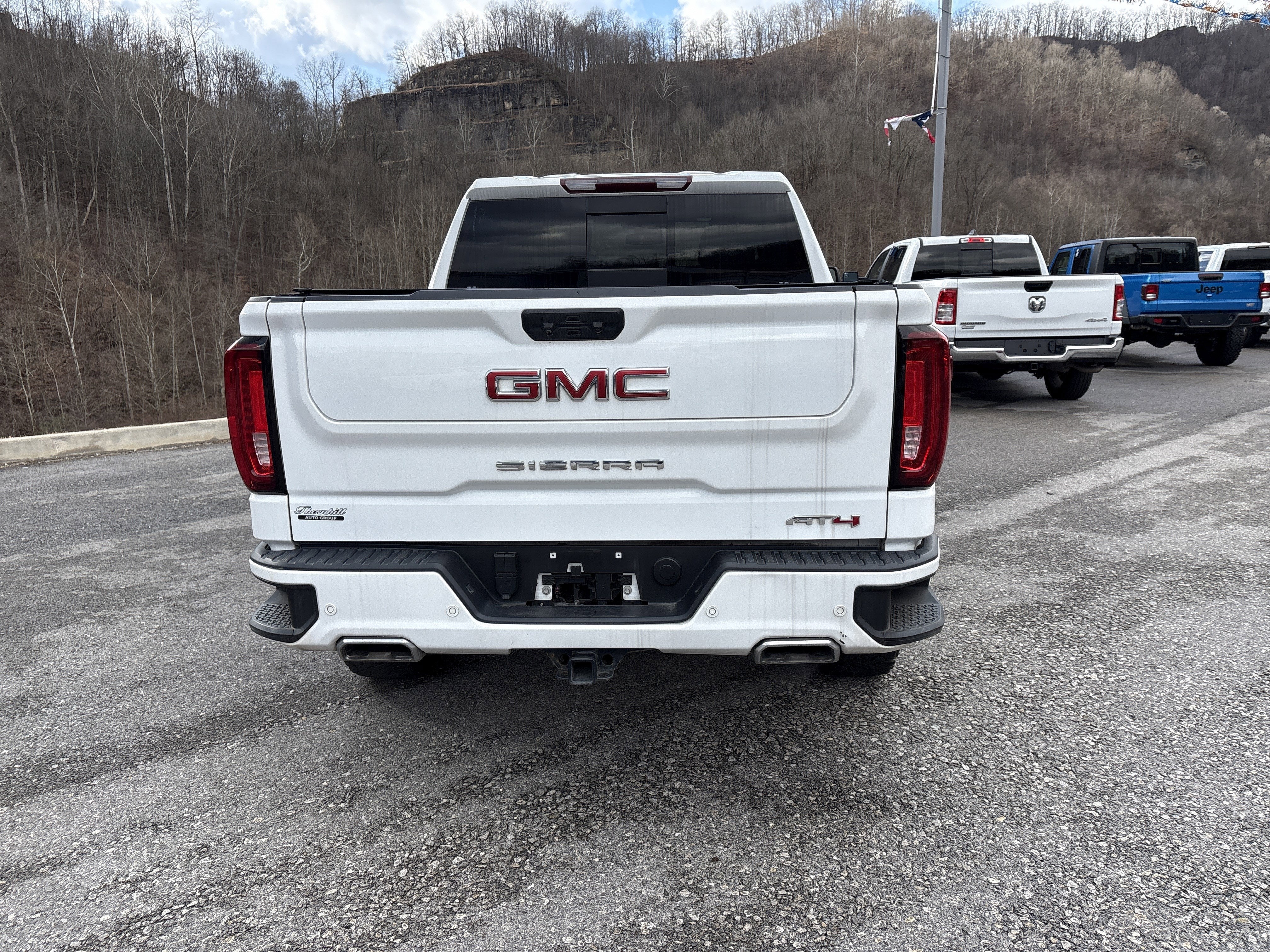 2023 GMC Sierra 1500 AT4