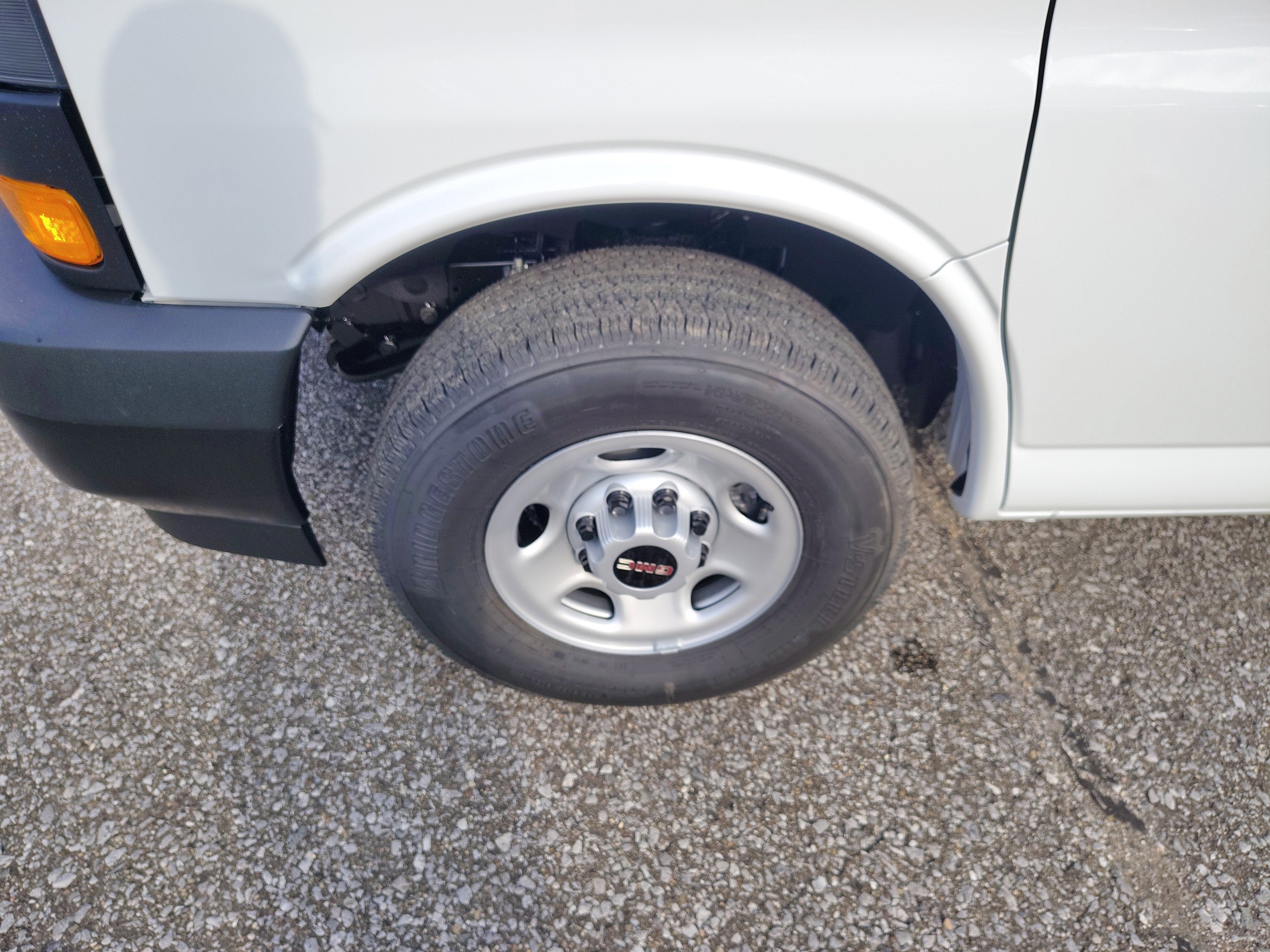 2025 GMC Savana Cargo 3500 Work Van