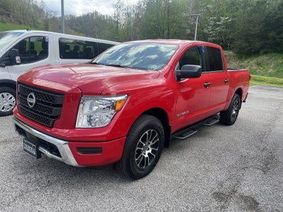 2024 Nissan Titan SV