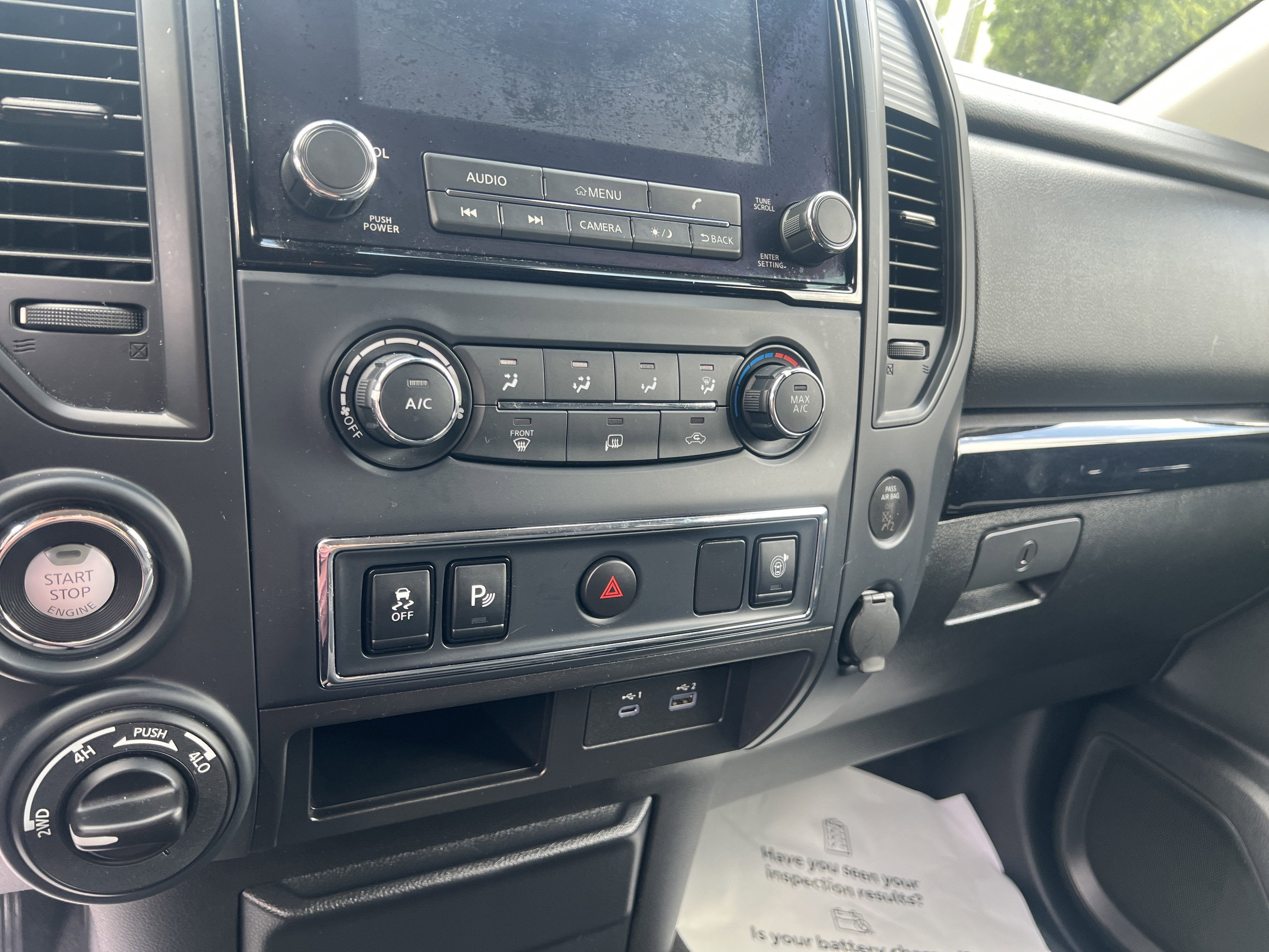 2024 Nissan Titan SV