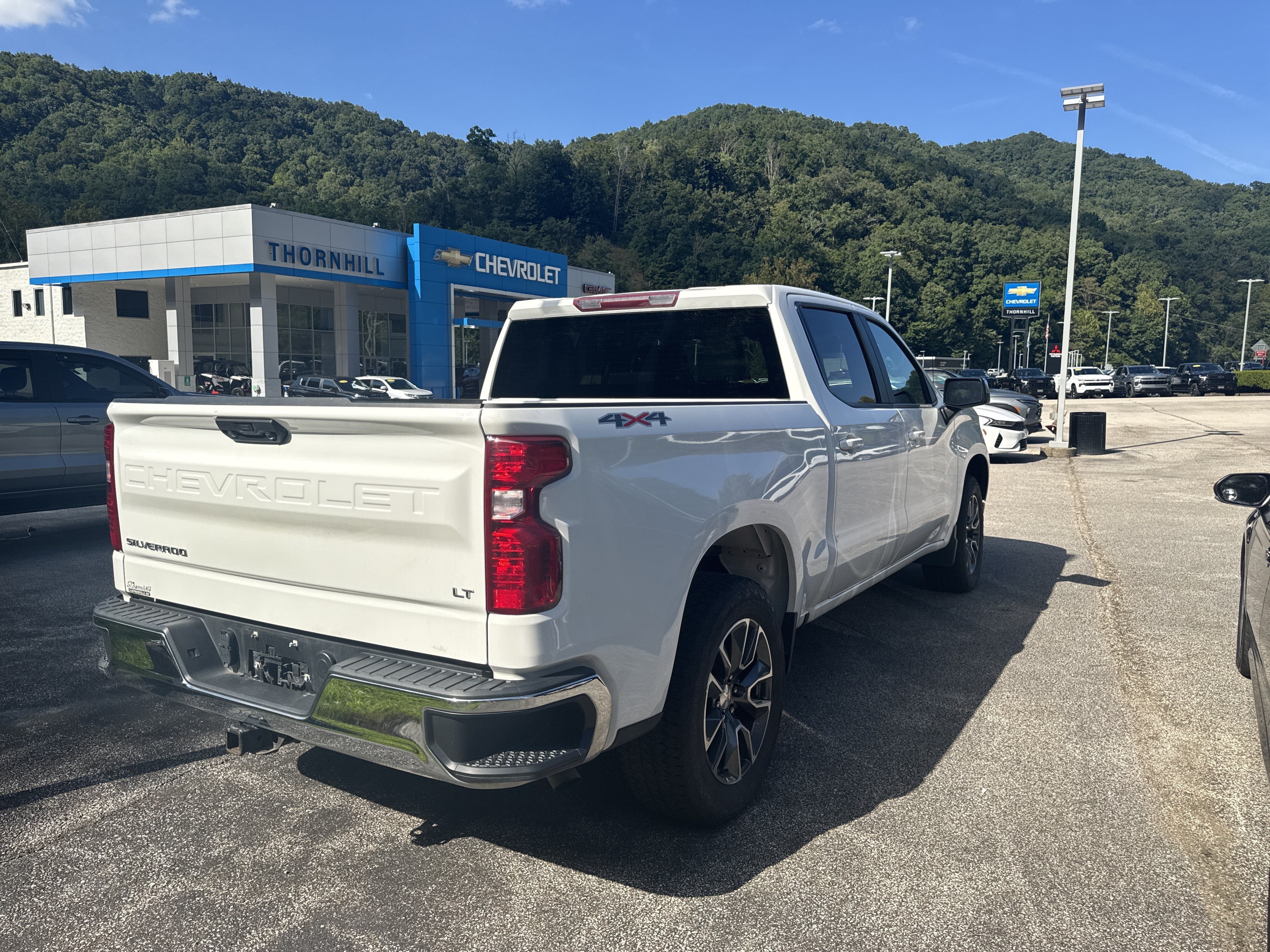 2023 Chevrolet Silverado 1500 LT (2FL)