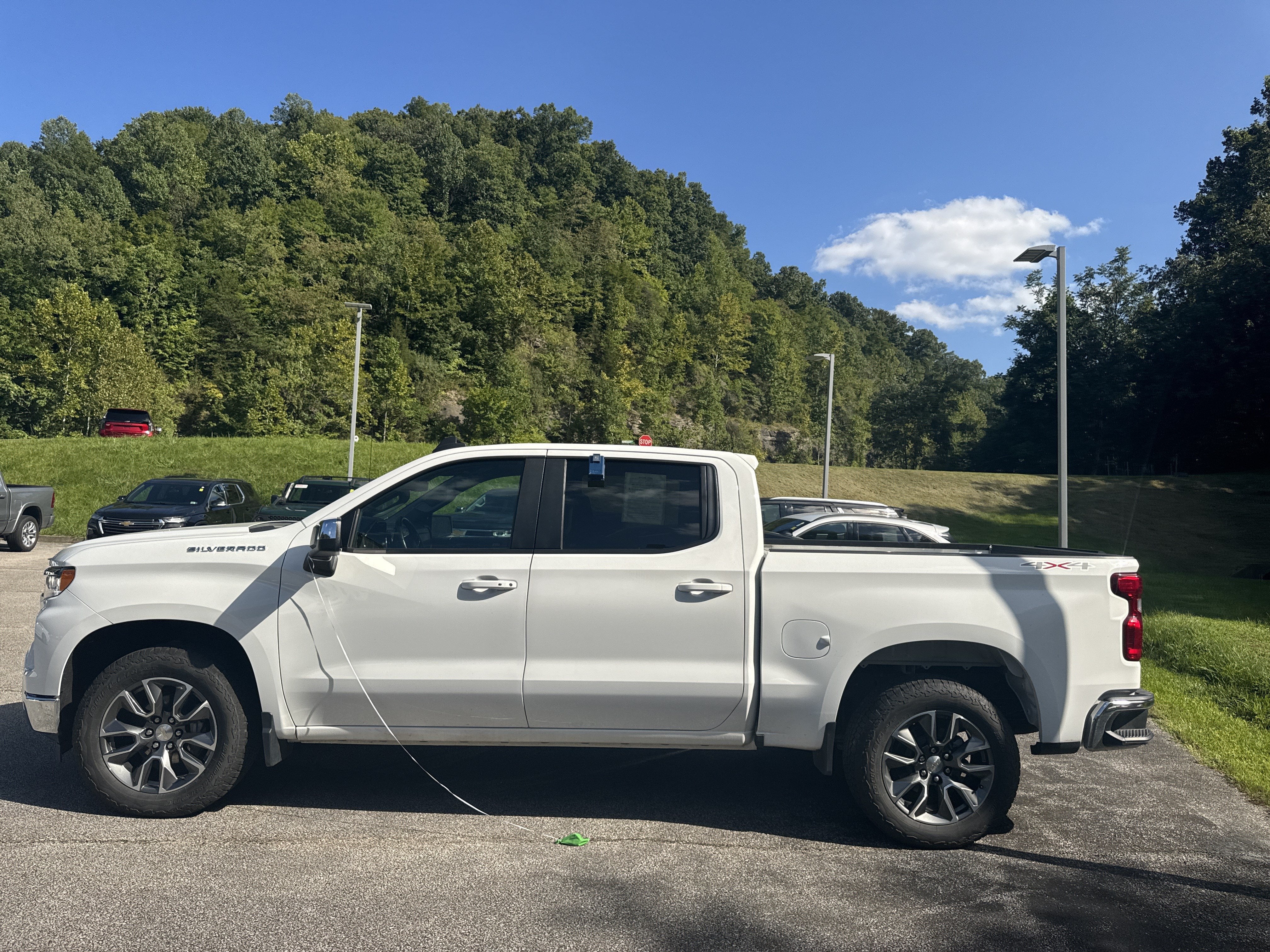2023 Chevrolet Silverado 1500 LT (2FL)