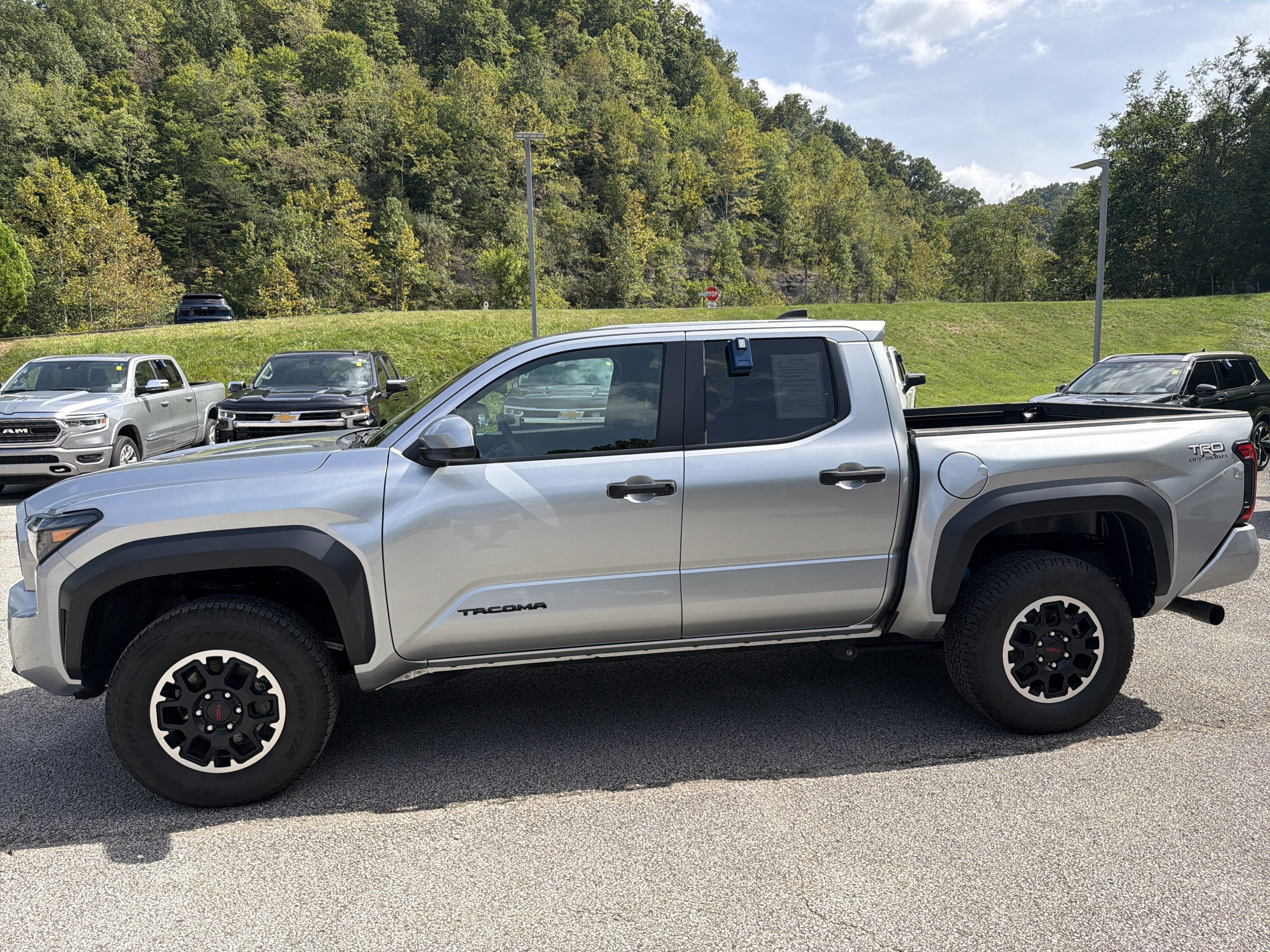 2025 Toyota Tacoma 4WD SR