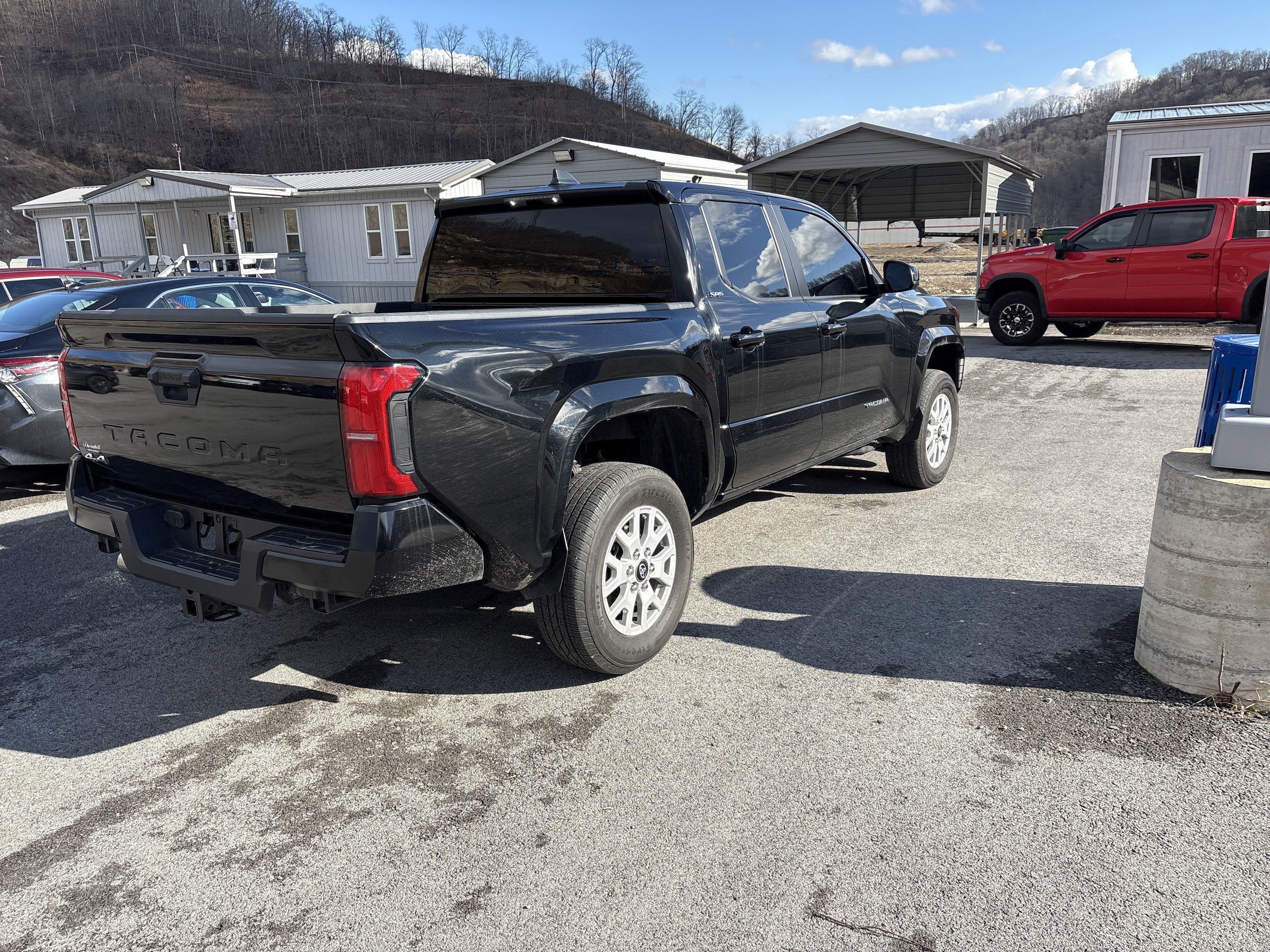 2024 Toyota Tacoma 4WD SR5