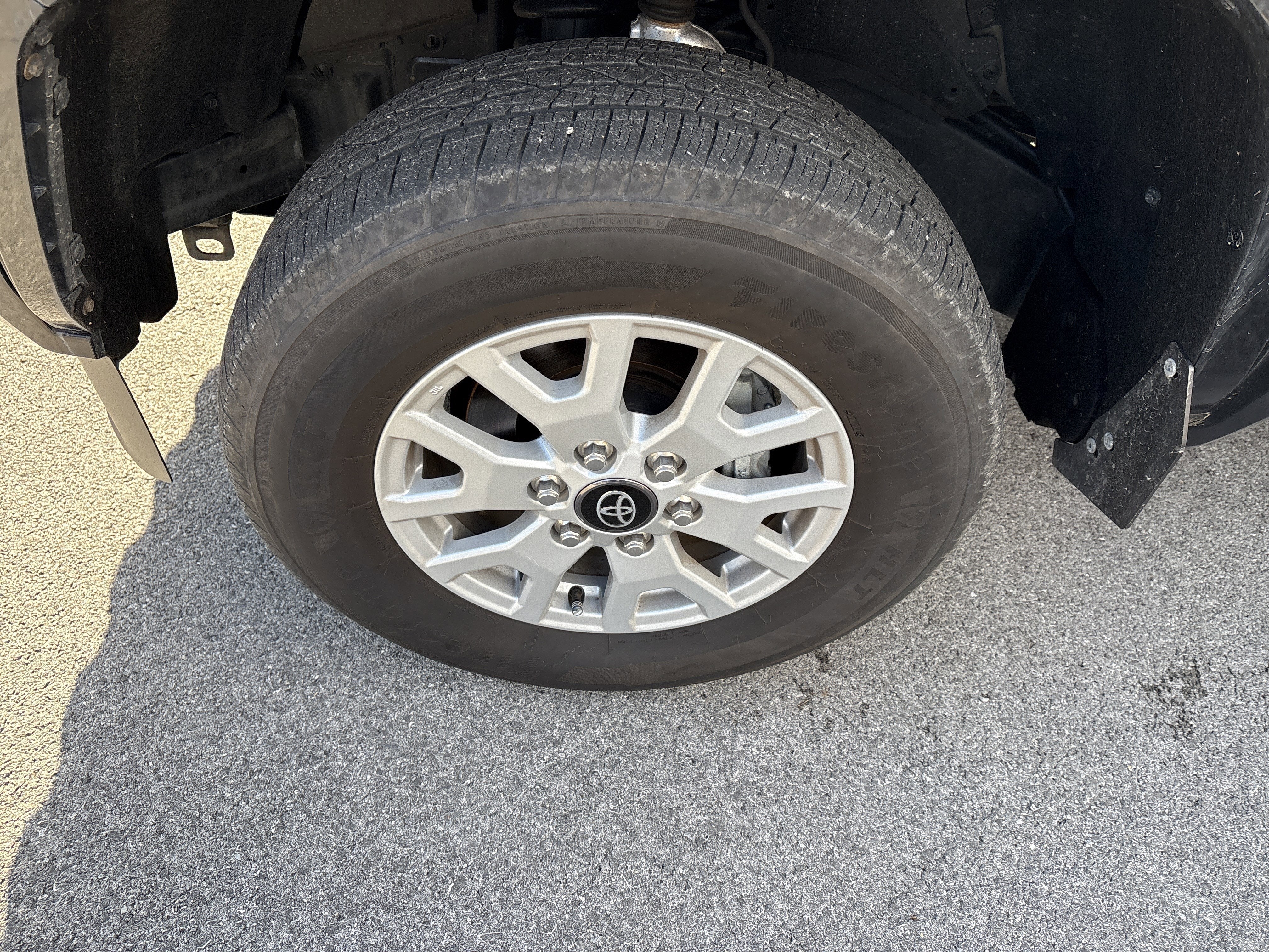 2024 Toyota Tacoma 4WD SR5