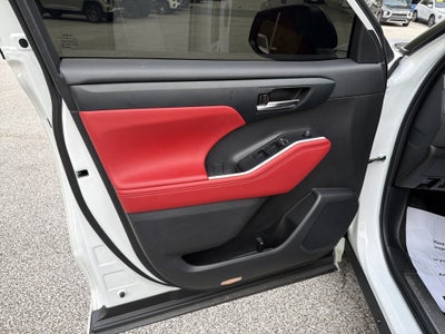 2024 Toyota Highlander XSE