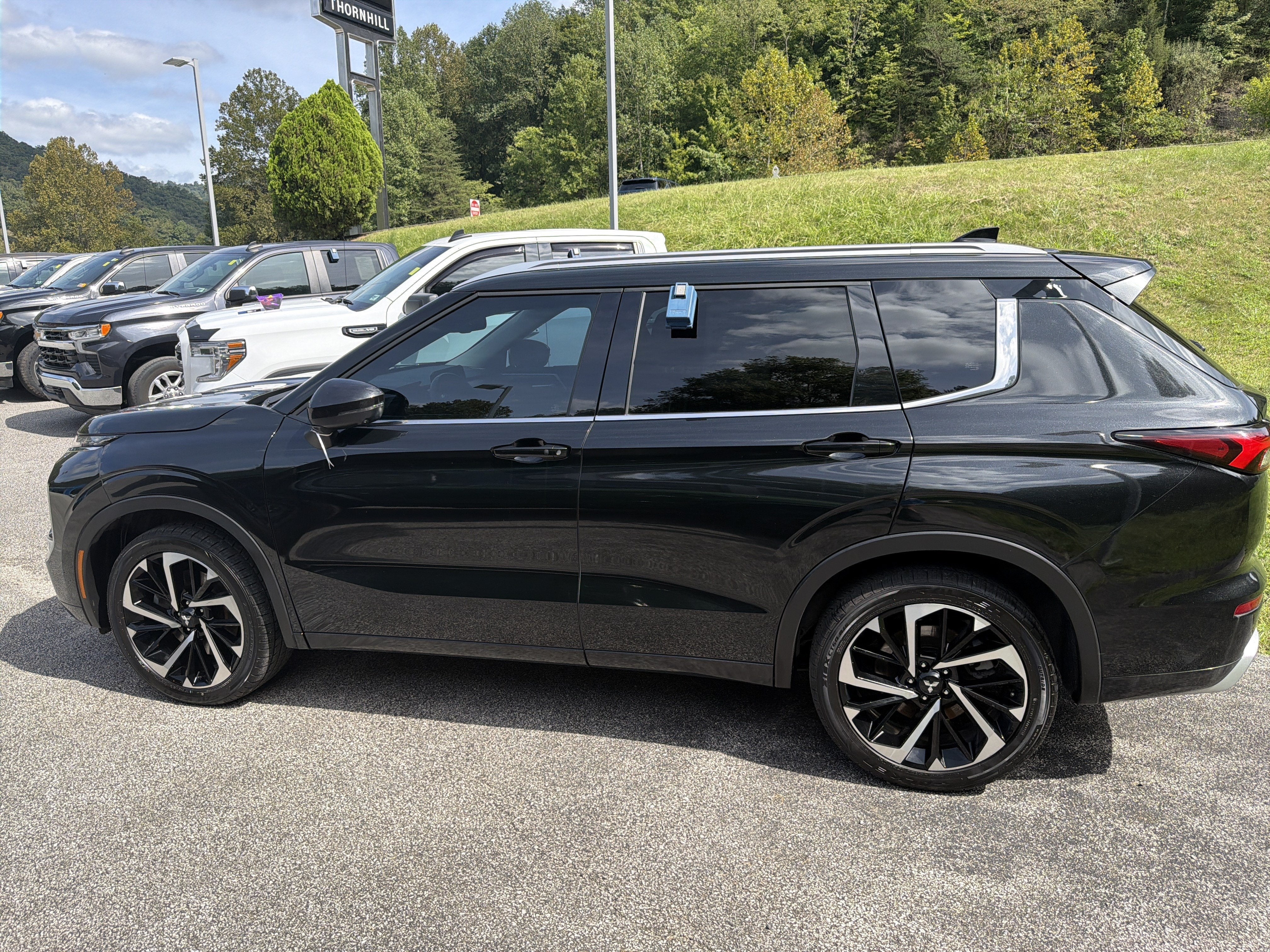 2024 Mitsubishi Outlander SEL
