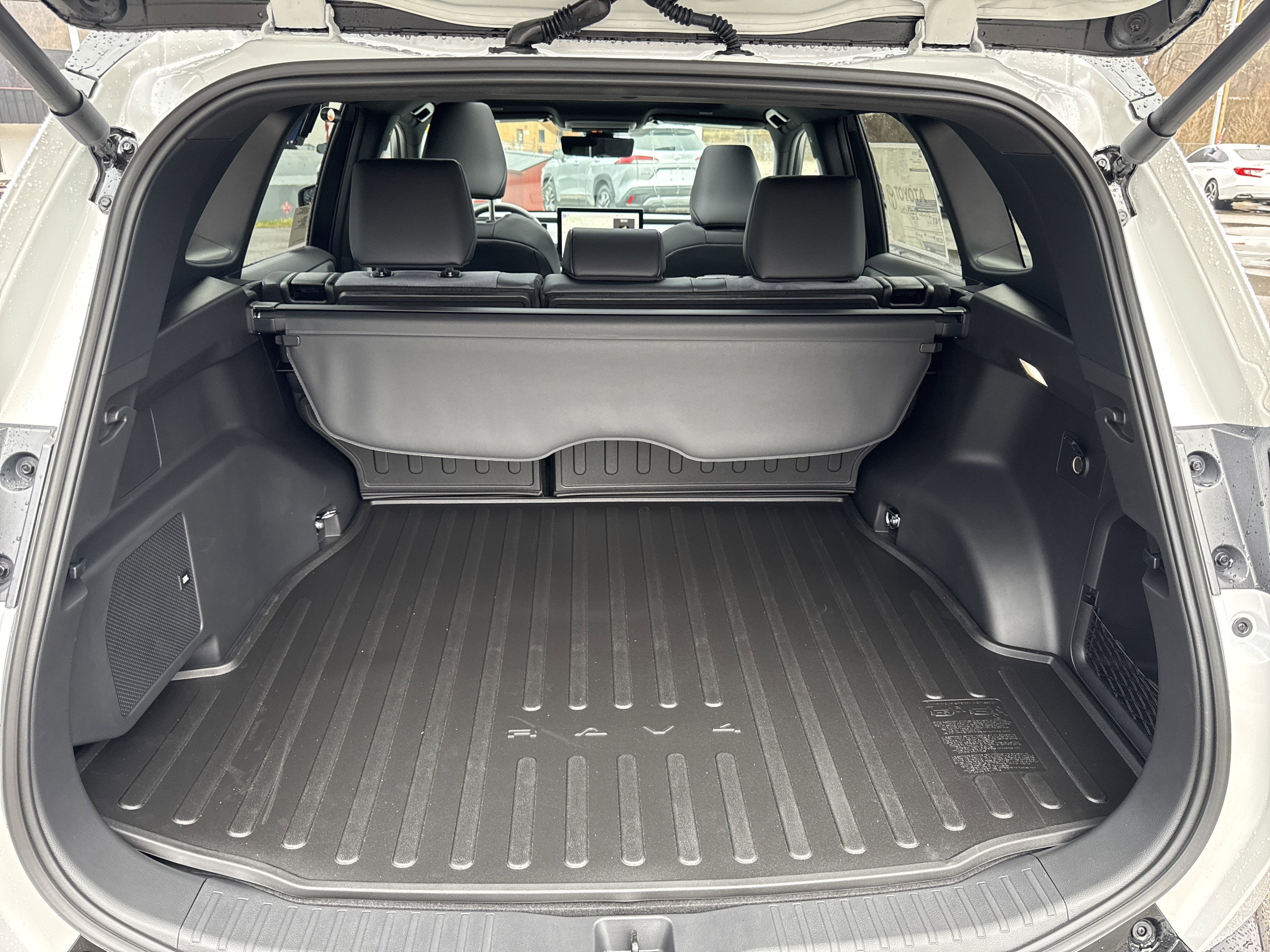 2026 Toyota RAV4 XSE