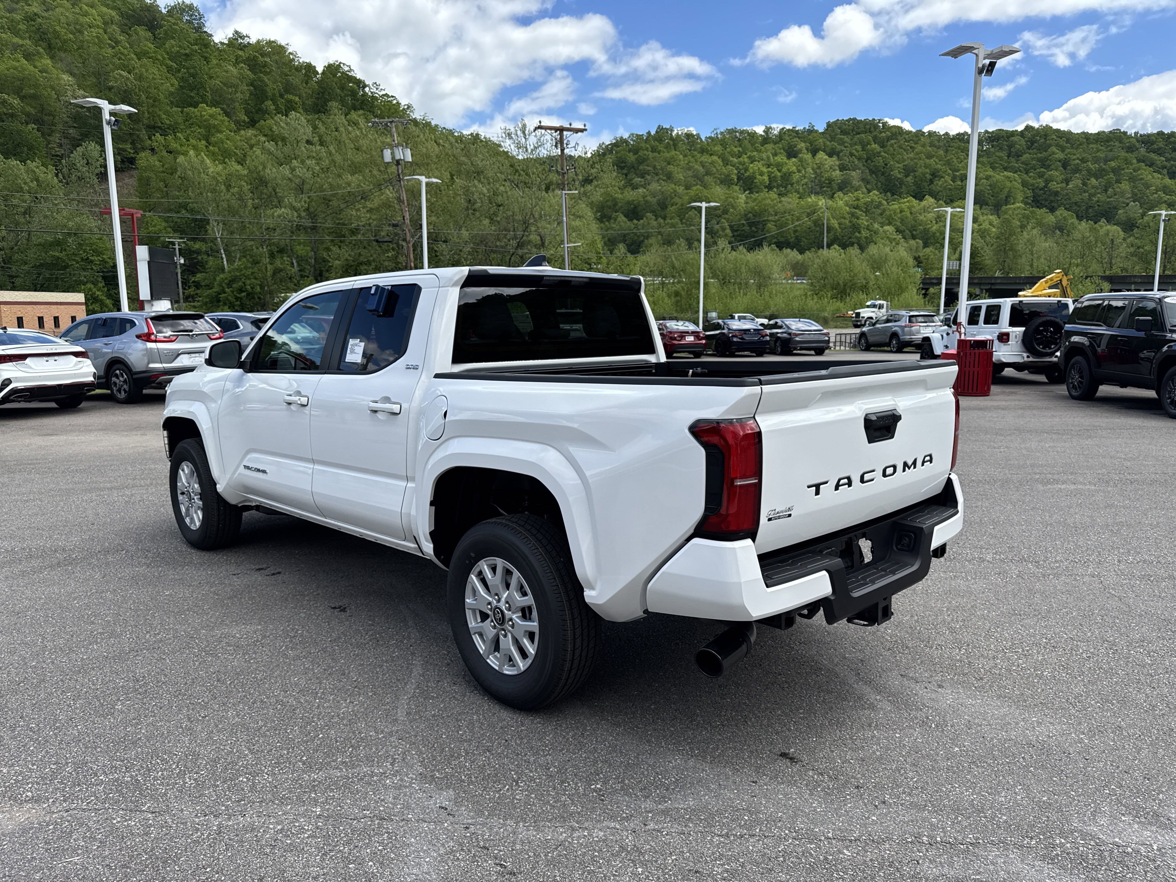 2025 Toyota Tacoma SR5