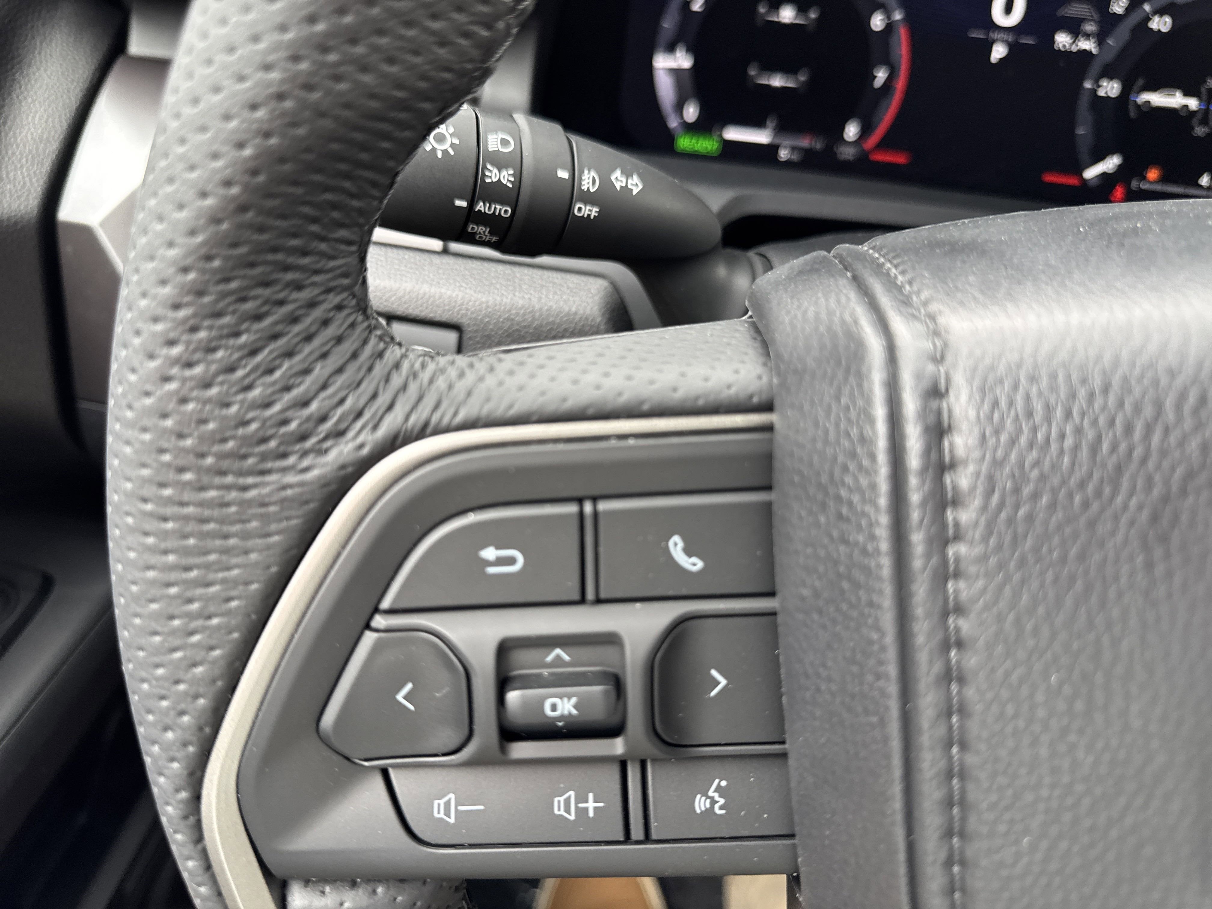 2025 Toyota Tacoma i-FORCE MAX TRD Off-Road i-FORCE MAX