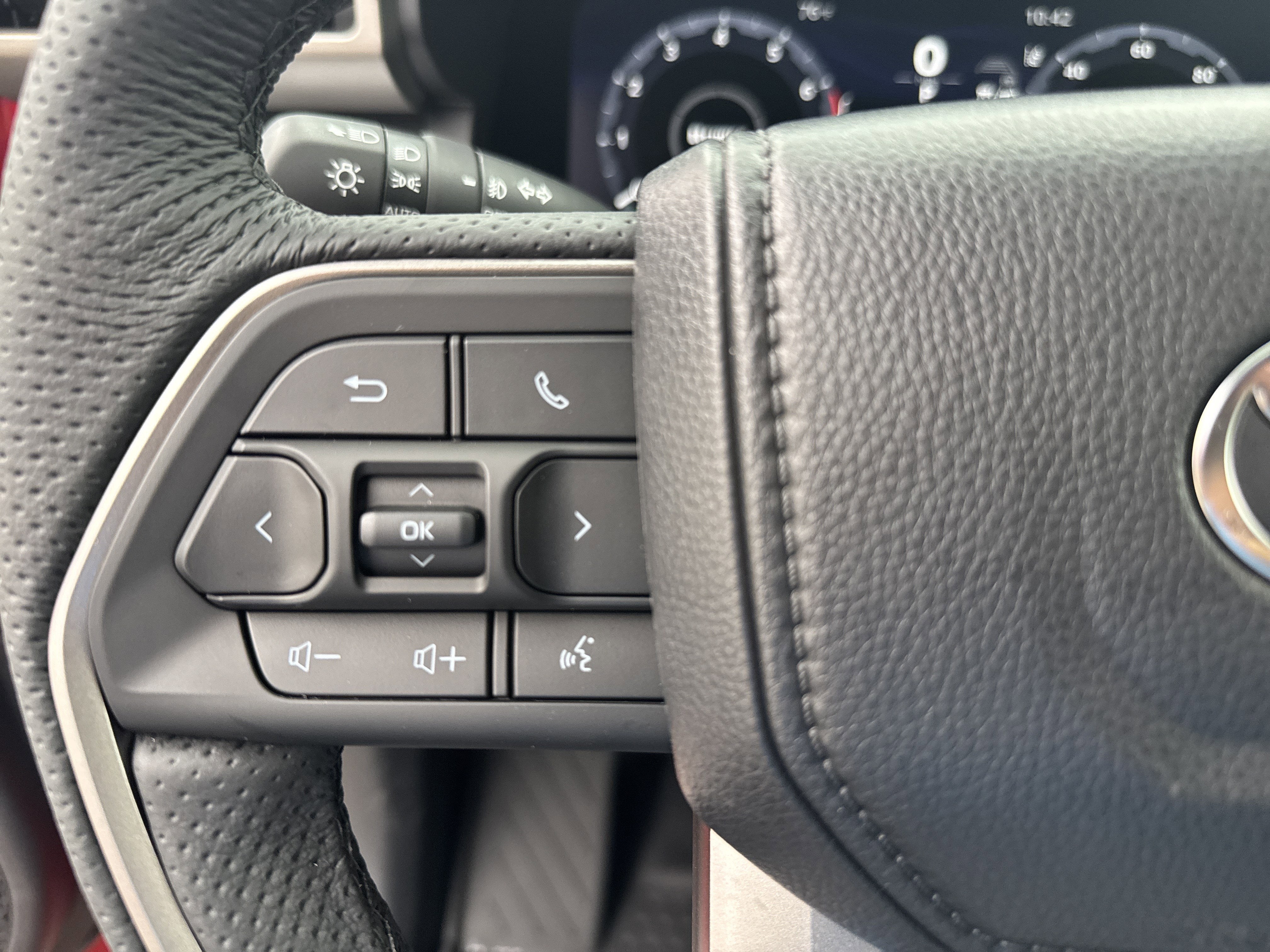 2025 Toyota Tacoma i-FORCE MAX TRD Off-Road i-FORCE MAX