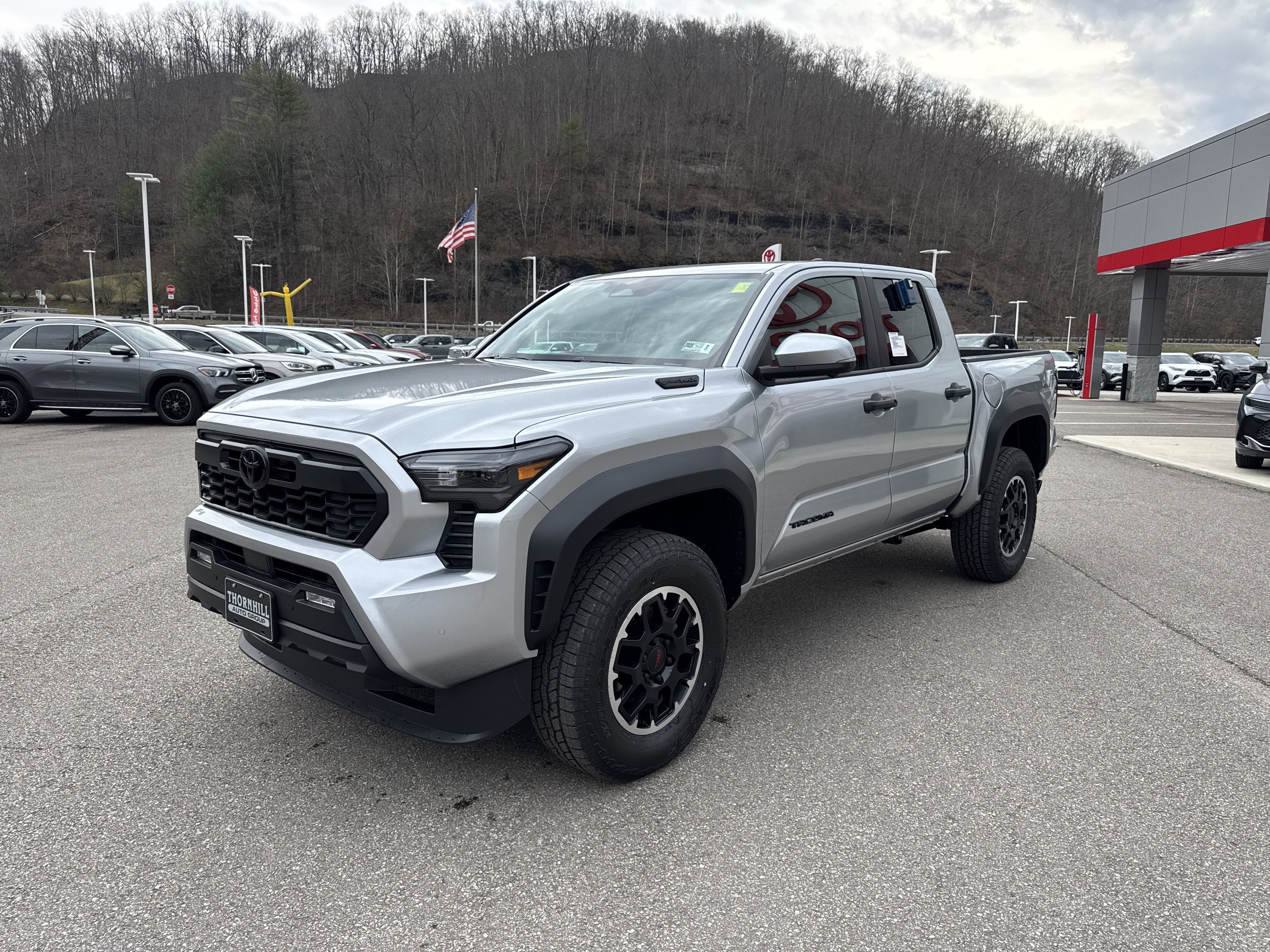2026 Toyota Tacoma i-FORCE MAX TRD Off-Road i-FORCE MAX