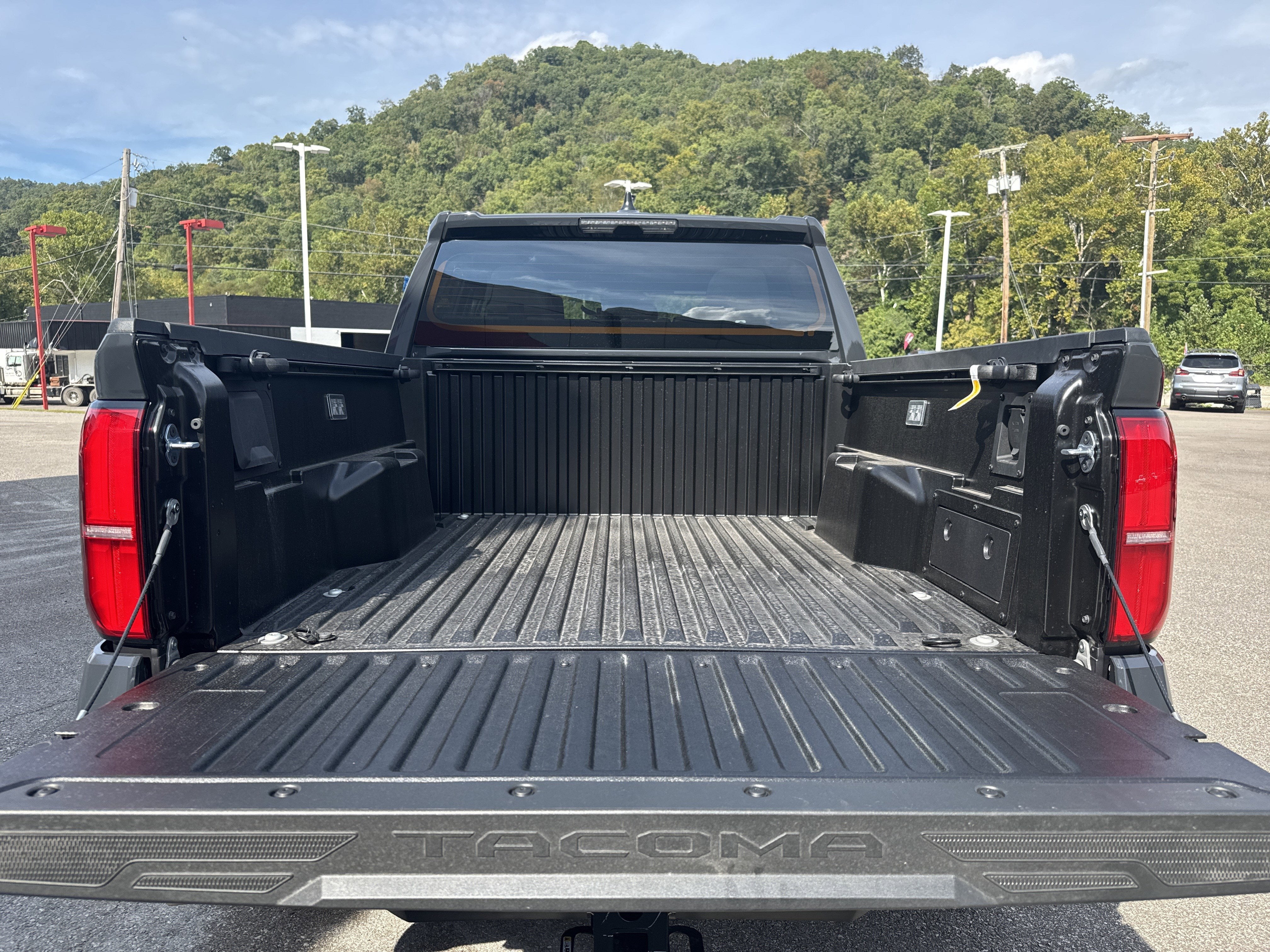 2025 Toyota Tacoma i-FORCE MAX TRD Off-Road i-FORCE MAX