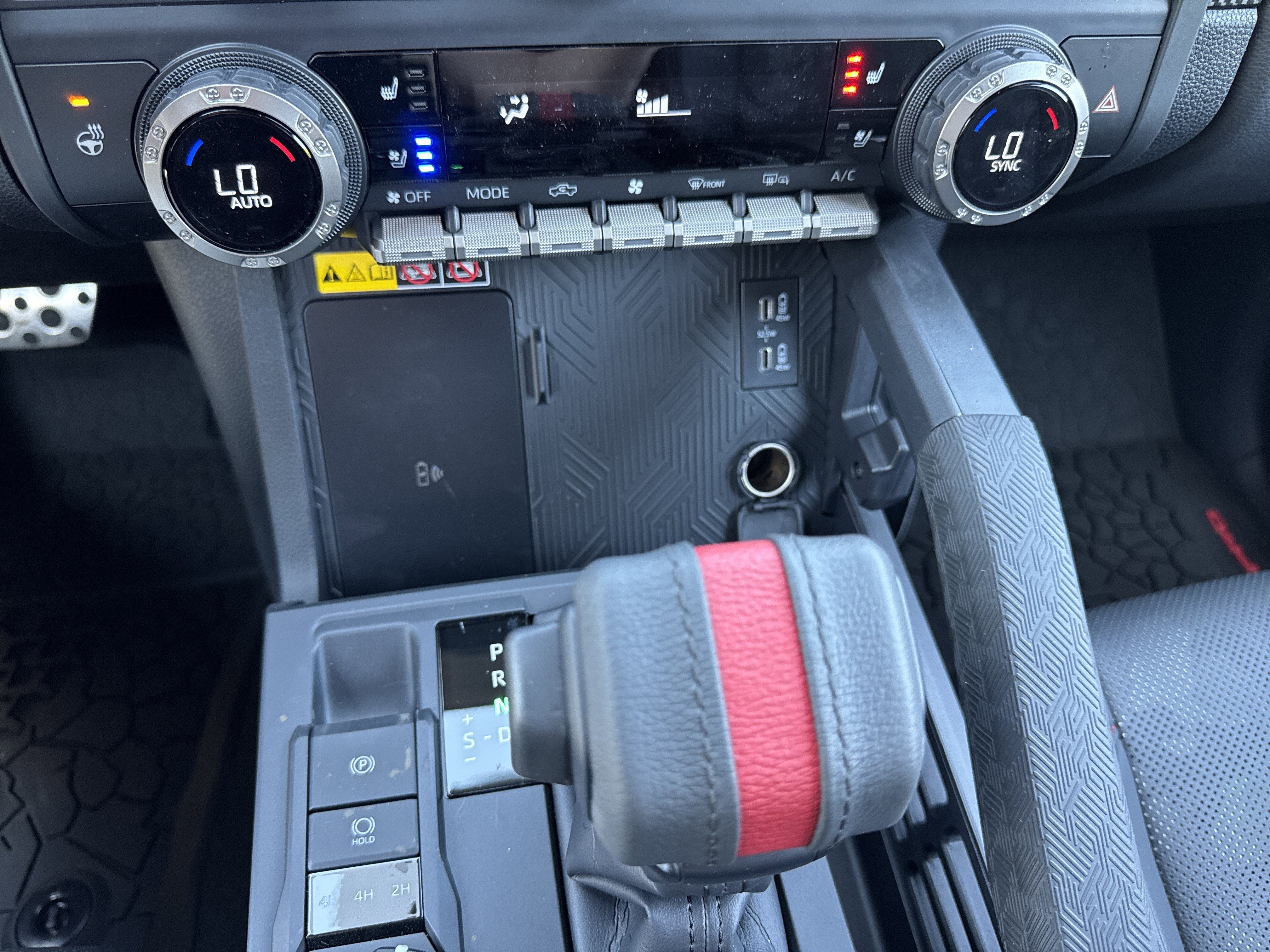 2026 Toyota Tacoma i-FORCE MAX TRD Pro