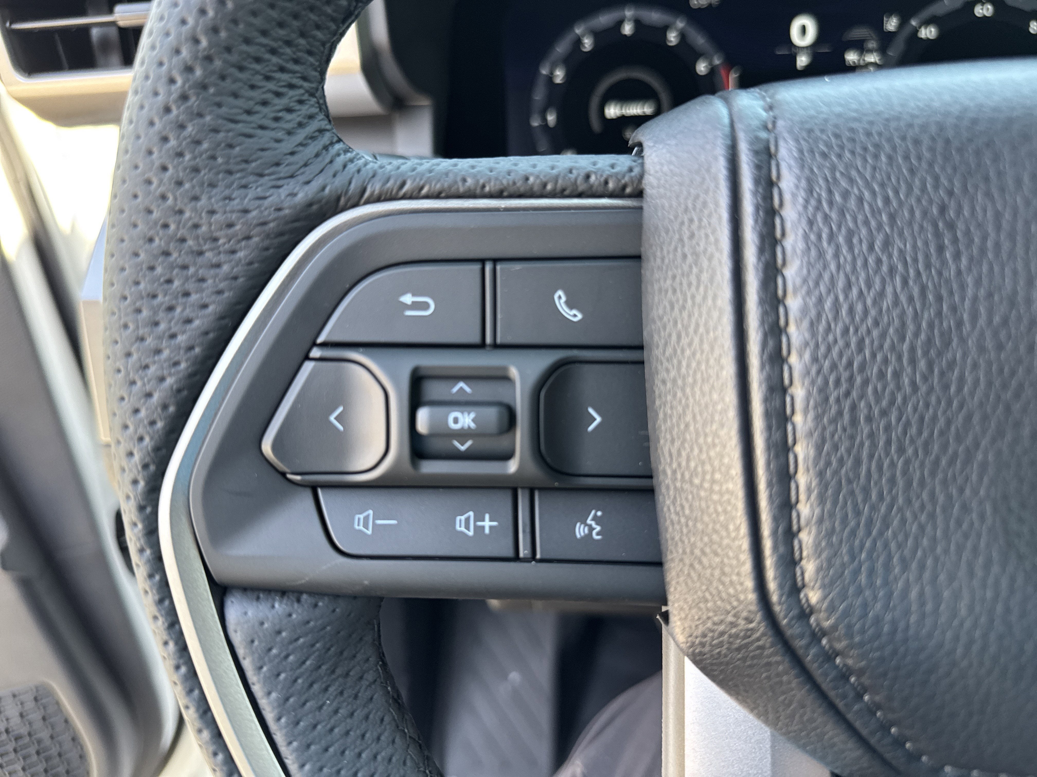 2025 Toyota Tacoma i-FORCE MAX TRD Off-Road i-FORCE MAX