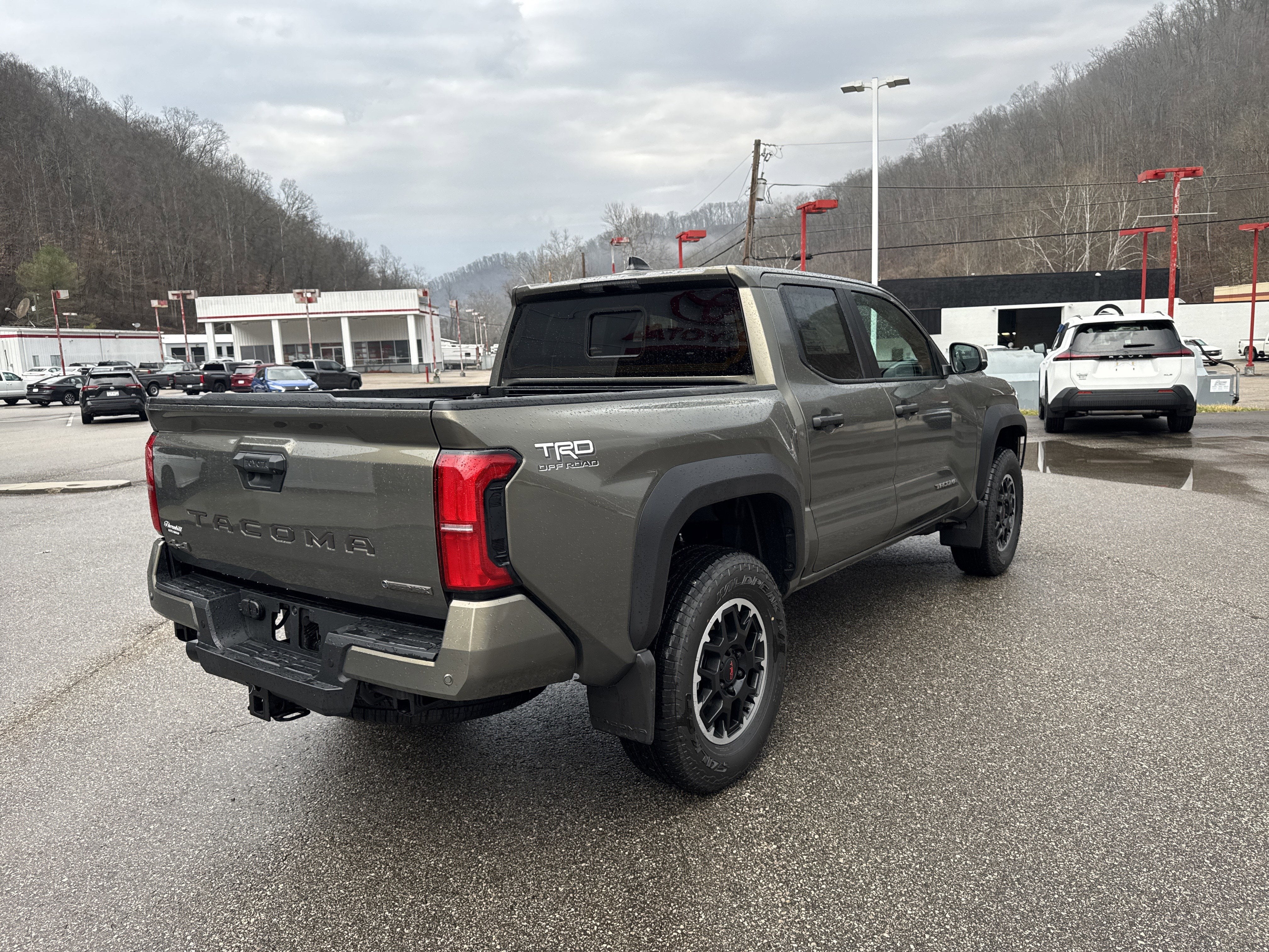 2026 Toyota Tacoma i-FORCE MAX TRD Off-Road i-FORCE MAX