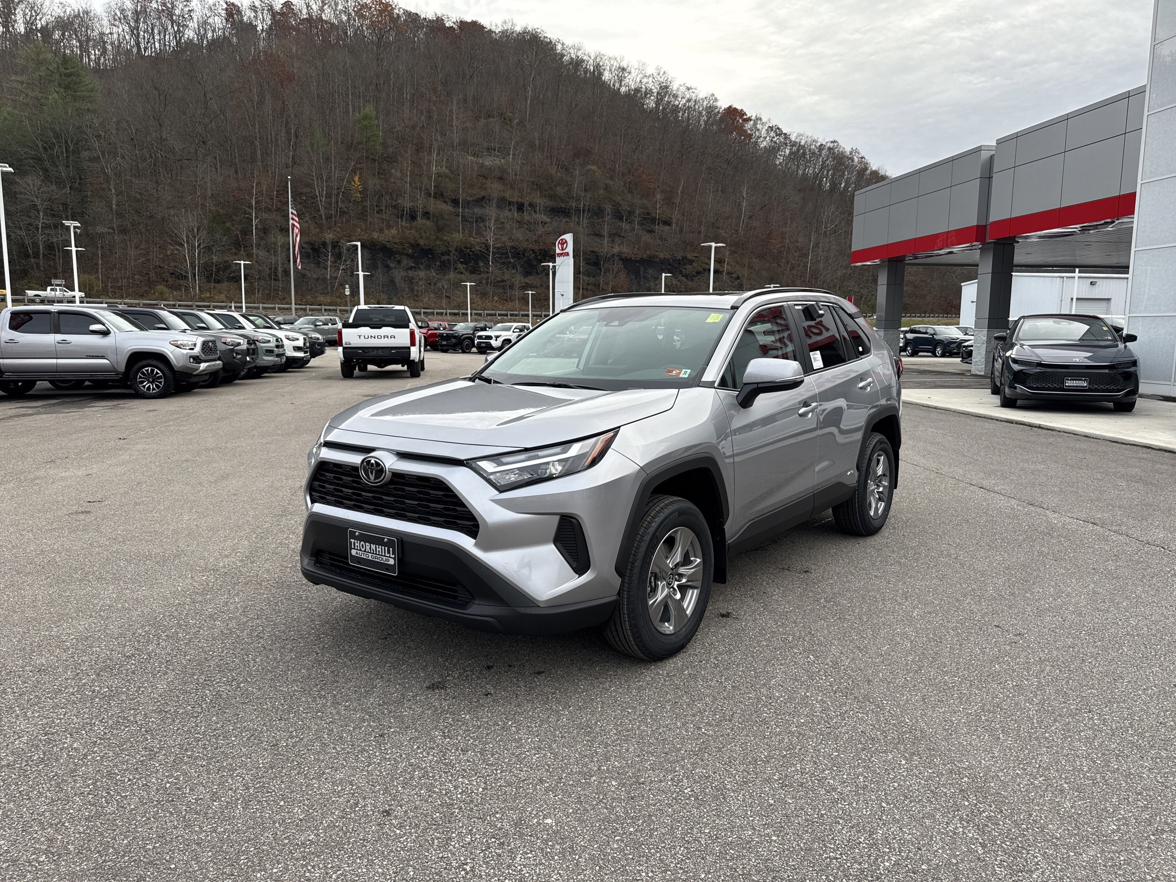 2025 Toyota RAV4 Hybrid Hybrid XLE