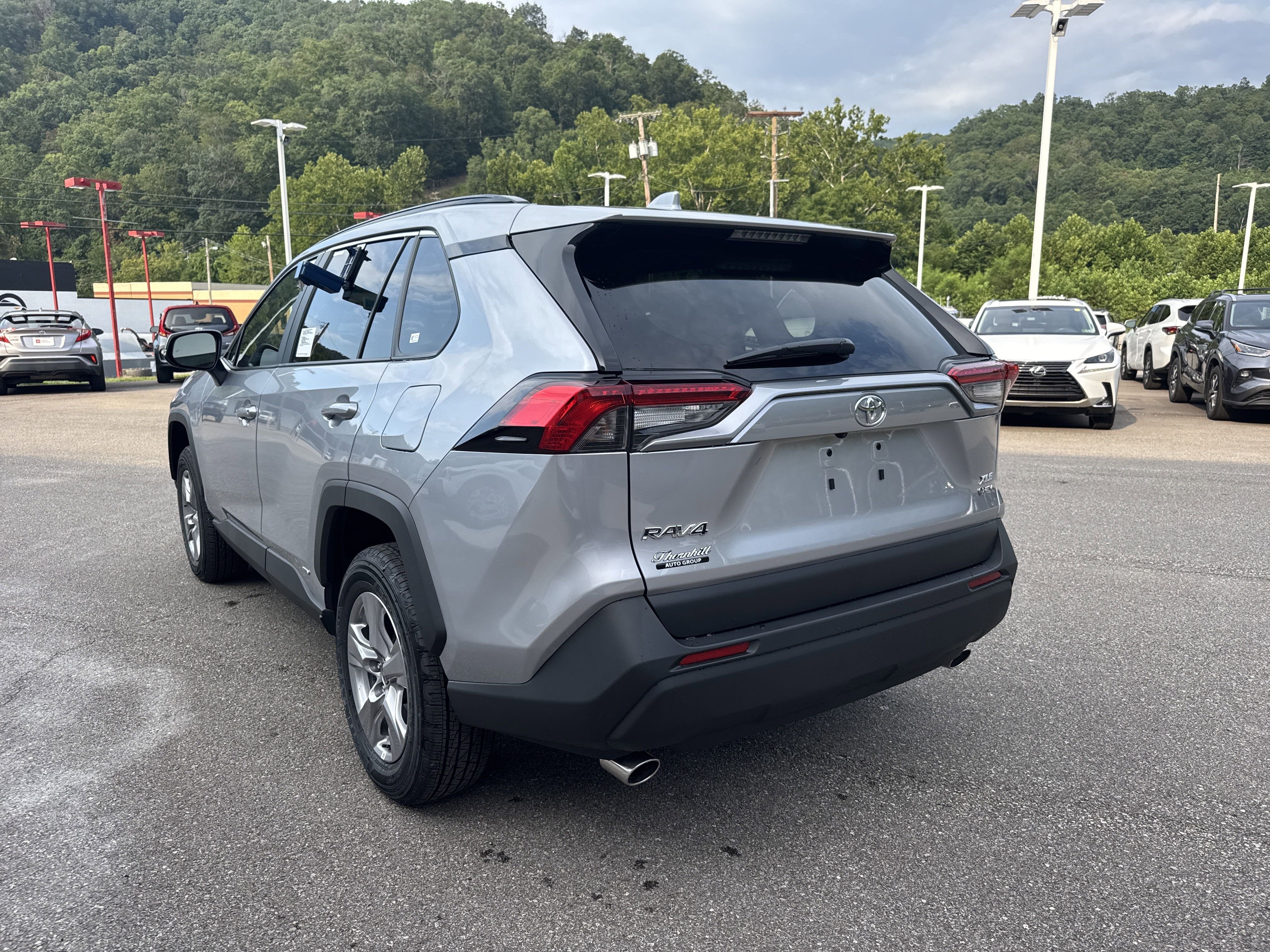 2025 Toyota RAV4 Hybrid Hybrid XLE
