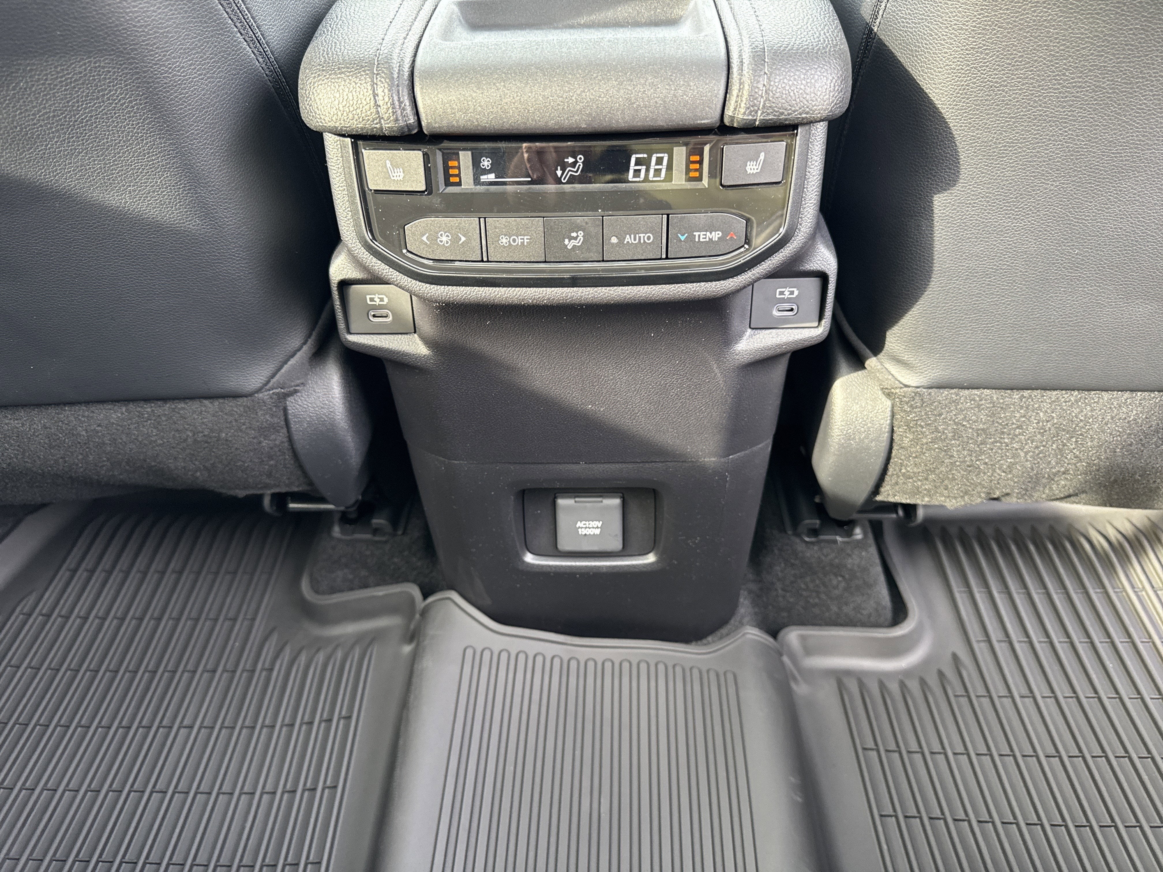 2026 Toyota Grand Highlander Hybrid Hybrid Nightshade