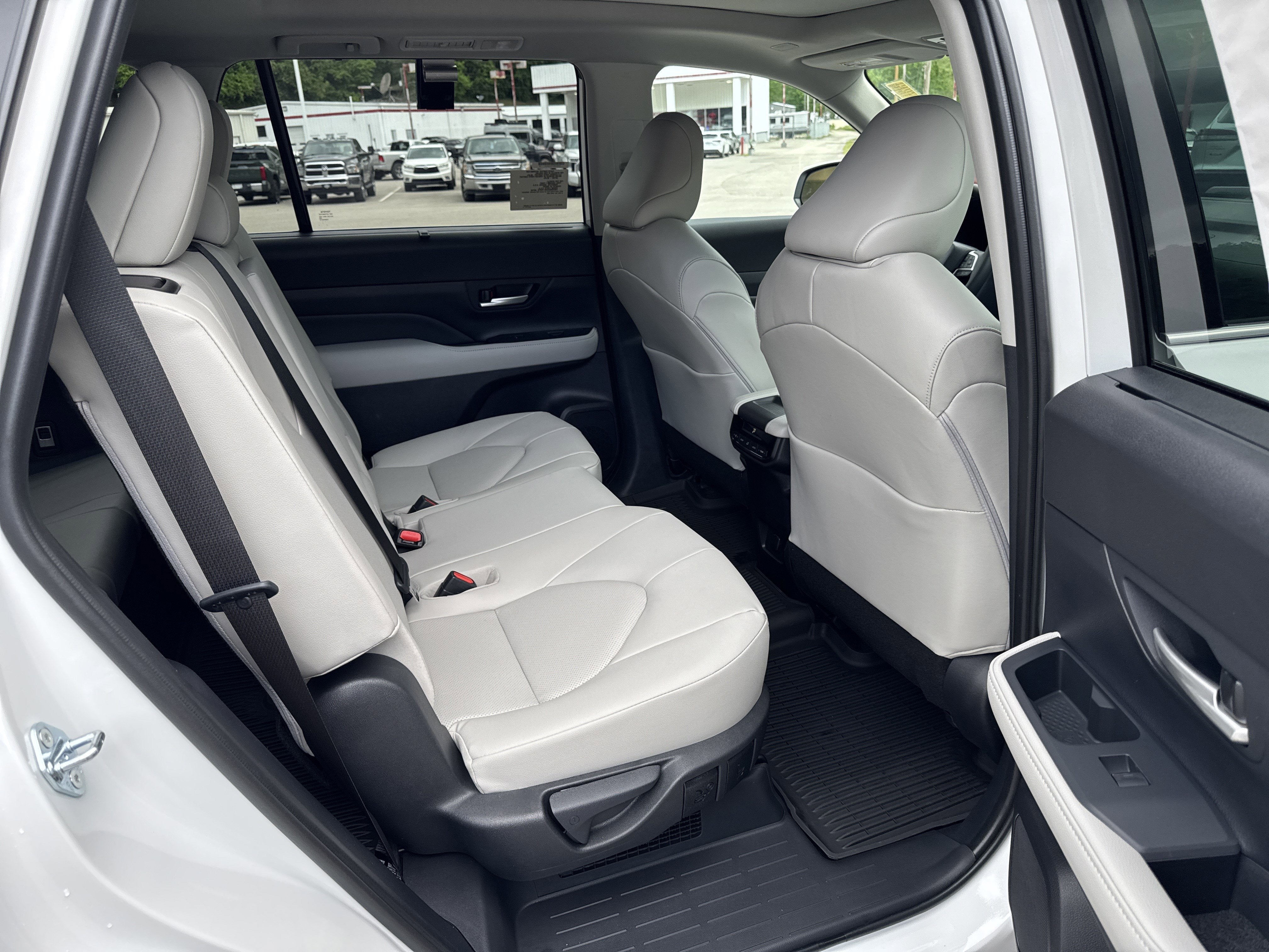 2026 Toyota Grand Highlander Hybrid Hybrid XLE