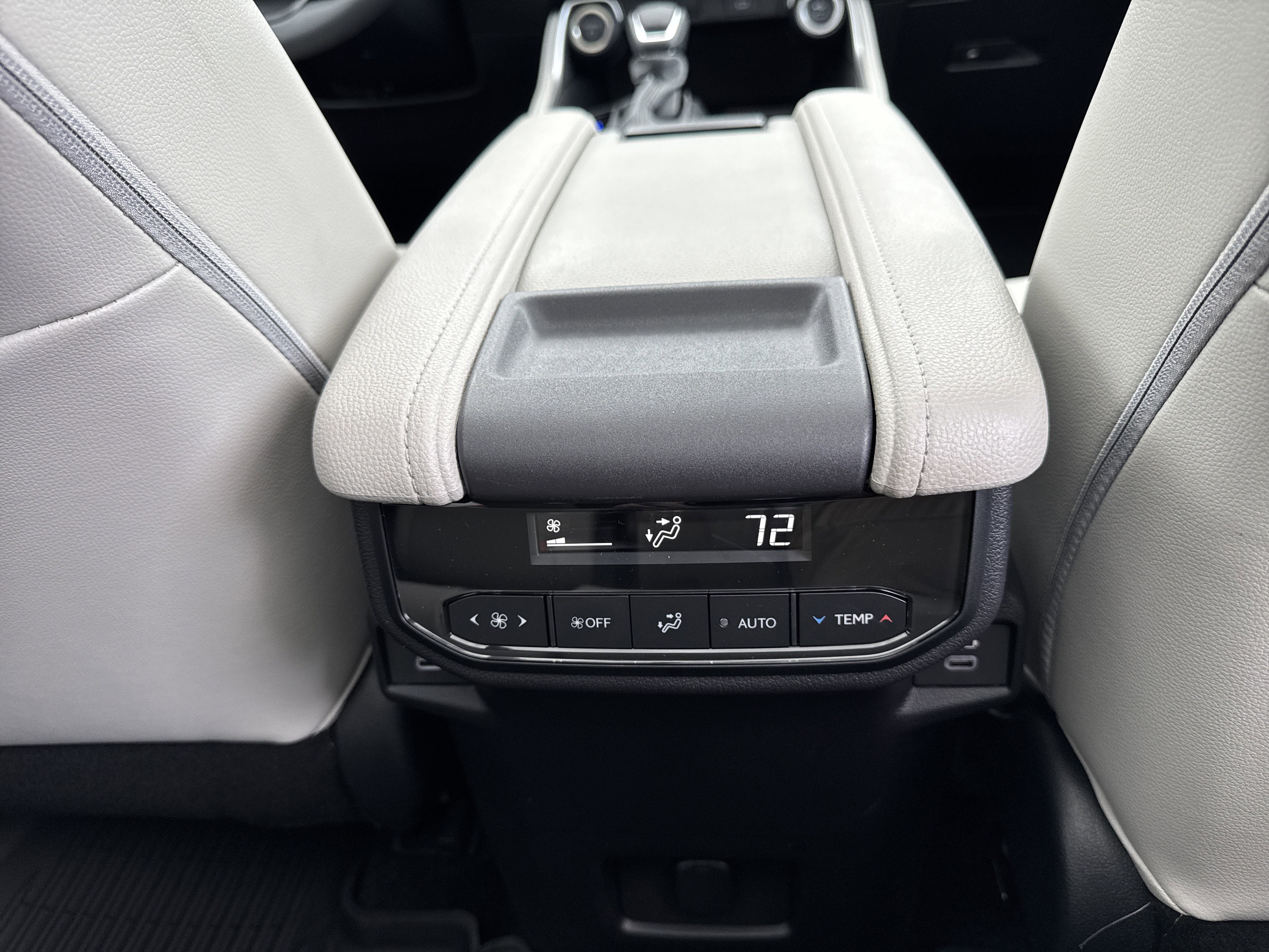 2026 Toyota Grand Highlander Hybrid Hybrid XLE
