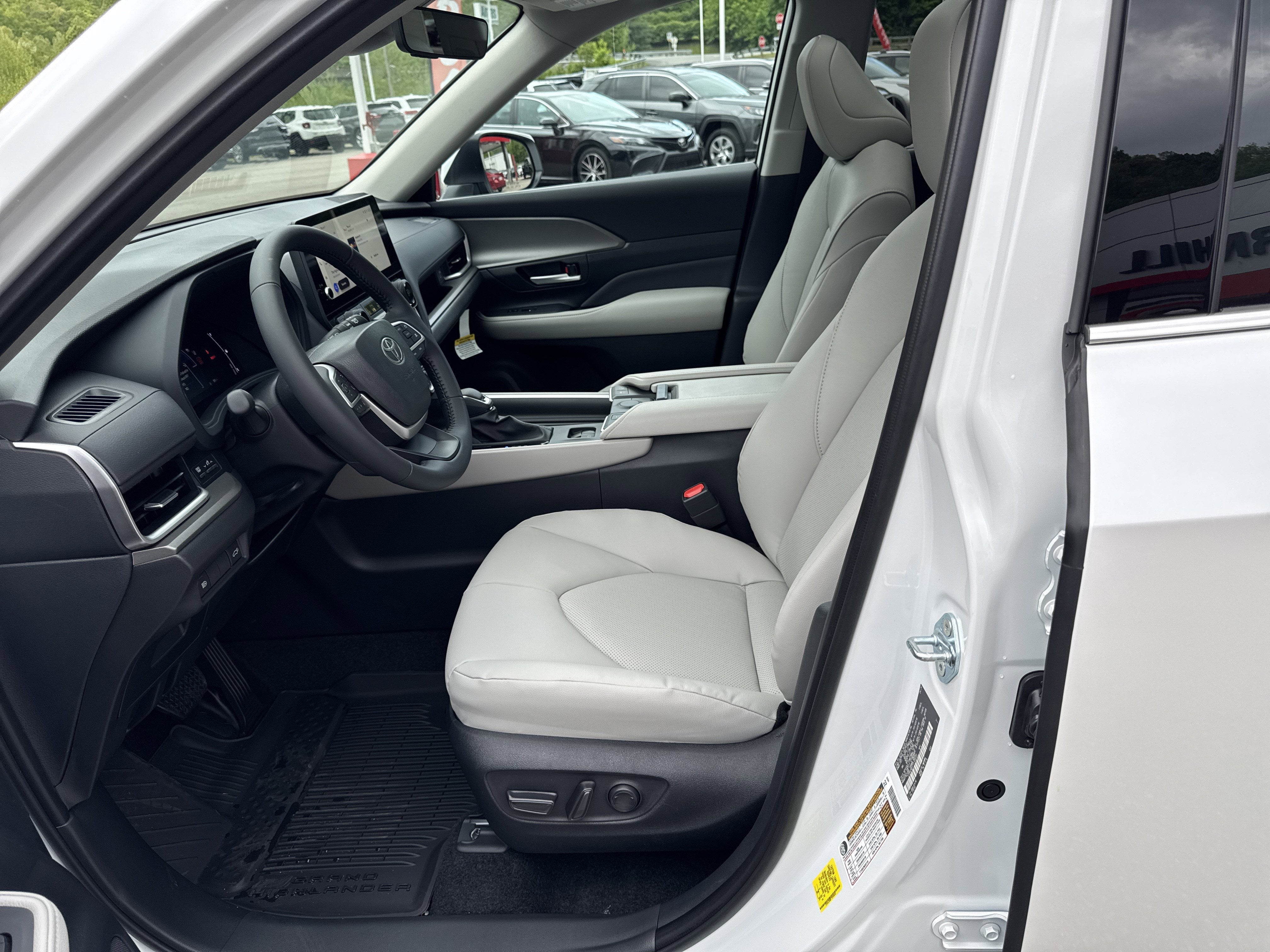 2026 Toyota Grand Highlander Hybrid Hybrid XLE