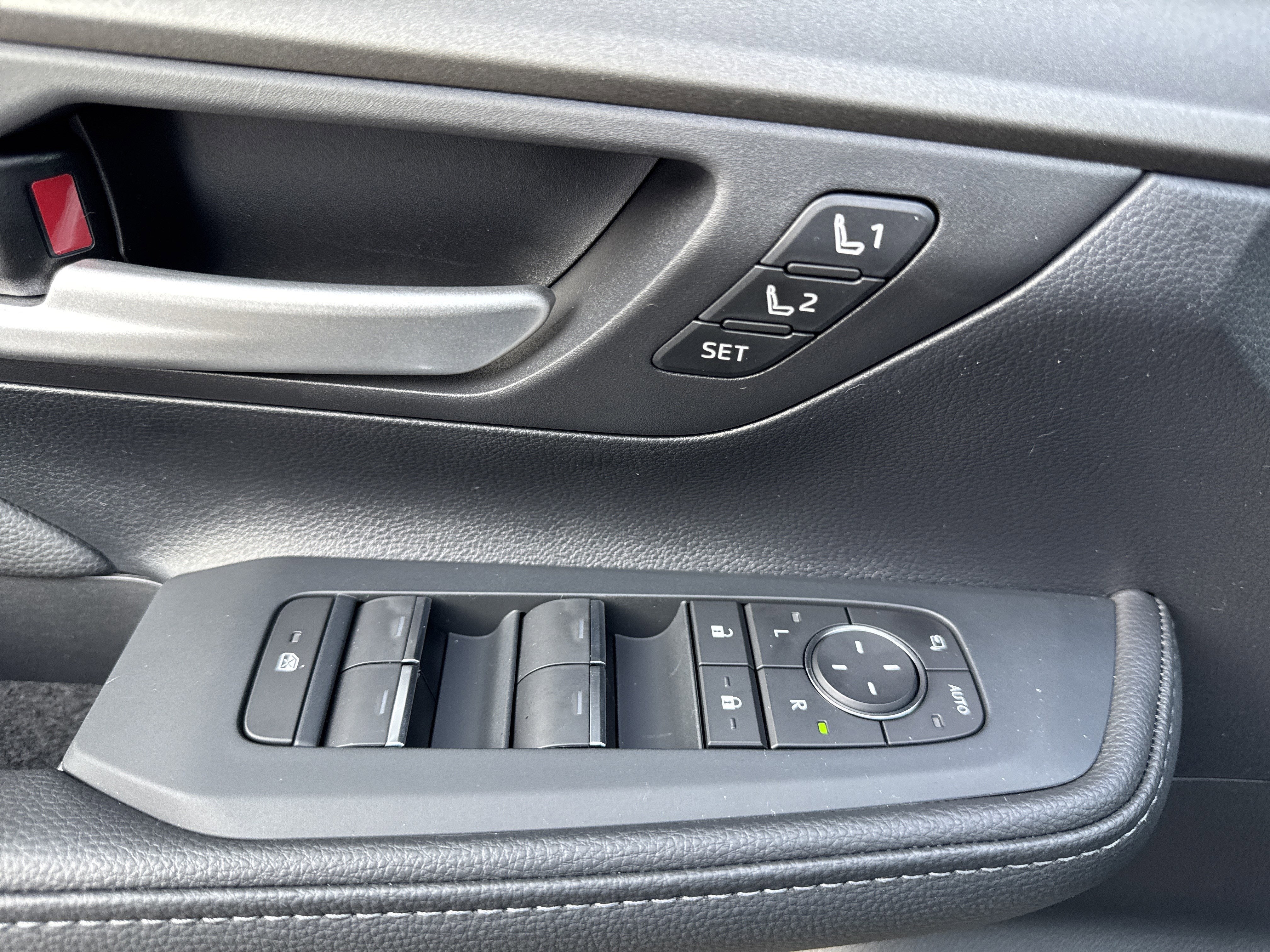 2026 Toyota Grand Highlander Hybrid Hybrid Nightshade