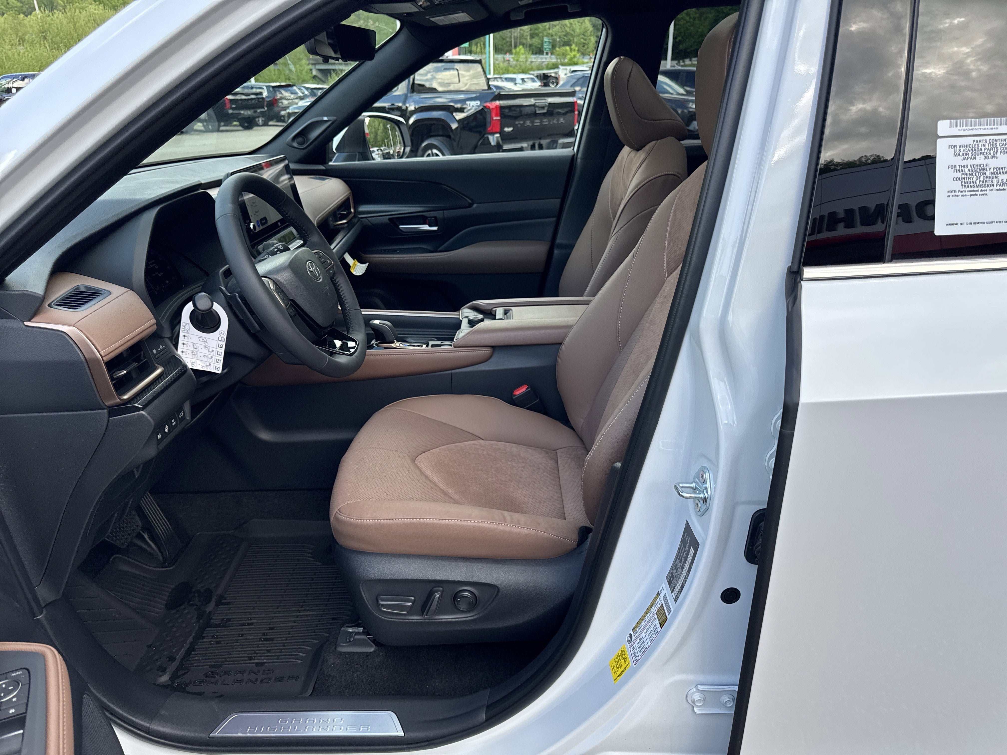 2026 Toyota Grand Highlander Hybrid Hybrid MAX Platinum