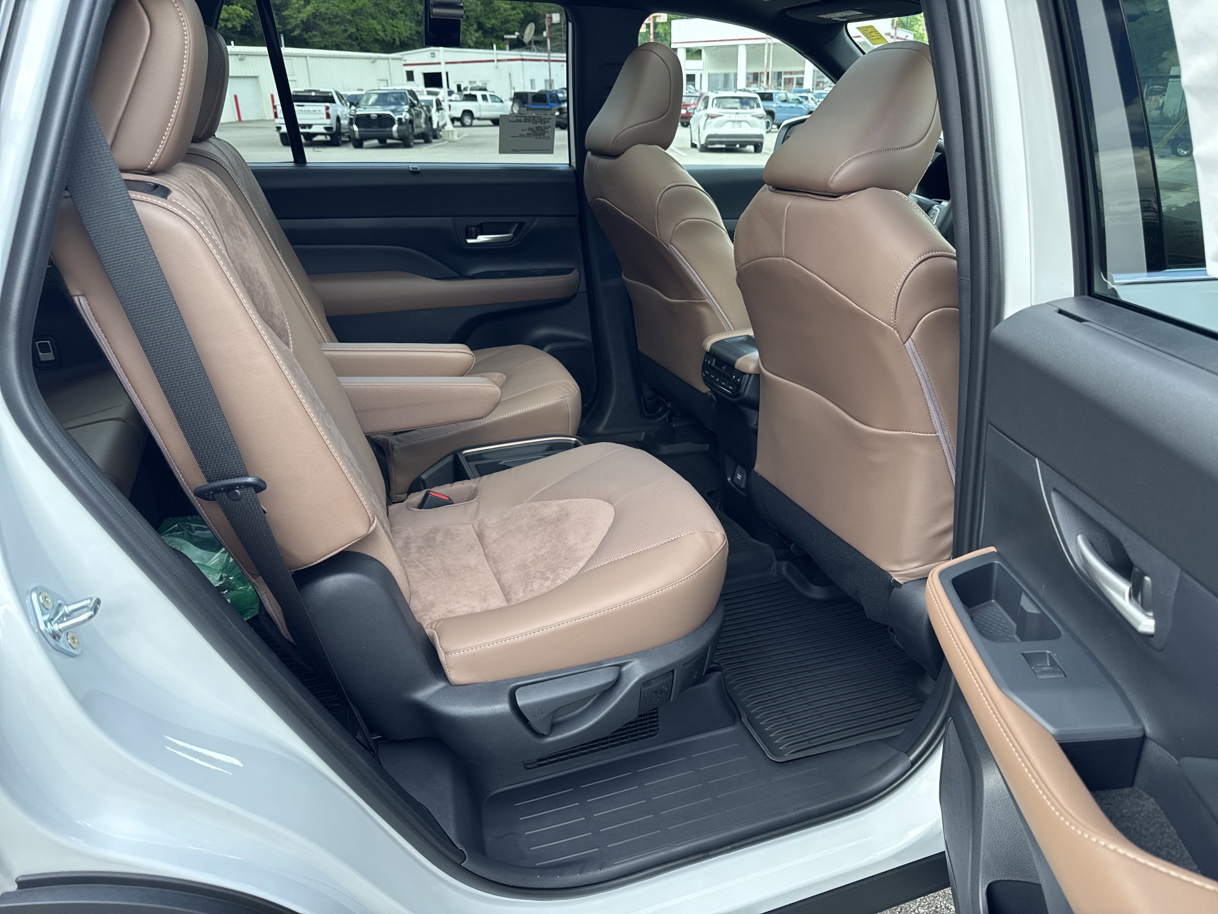 2026 Toyota Grand Highlander Hybrid Hybrid MAX Platinum