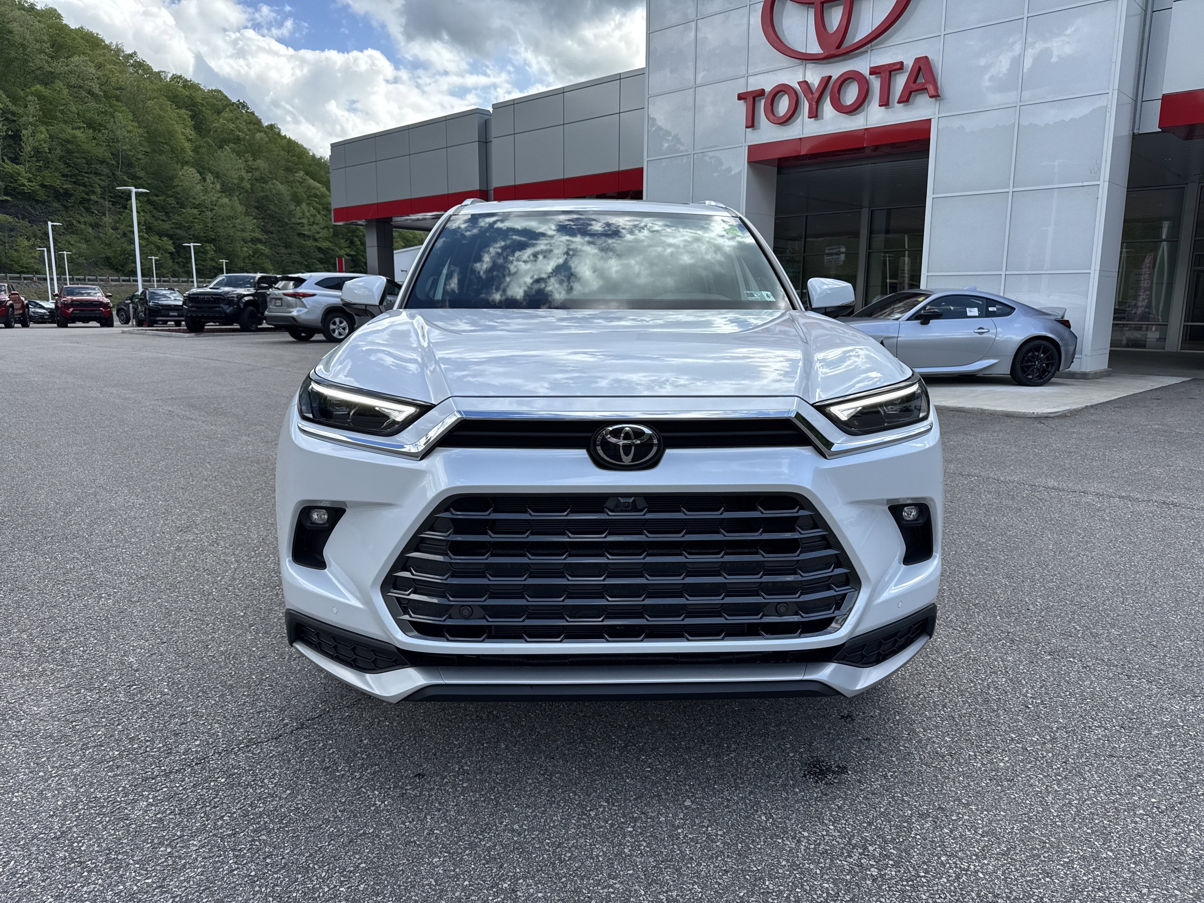 2026 Toyota Grand Highlander Hybrid Hybrid MAX Platinum