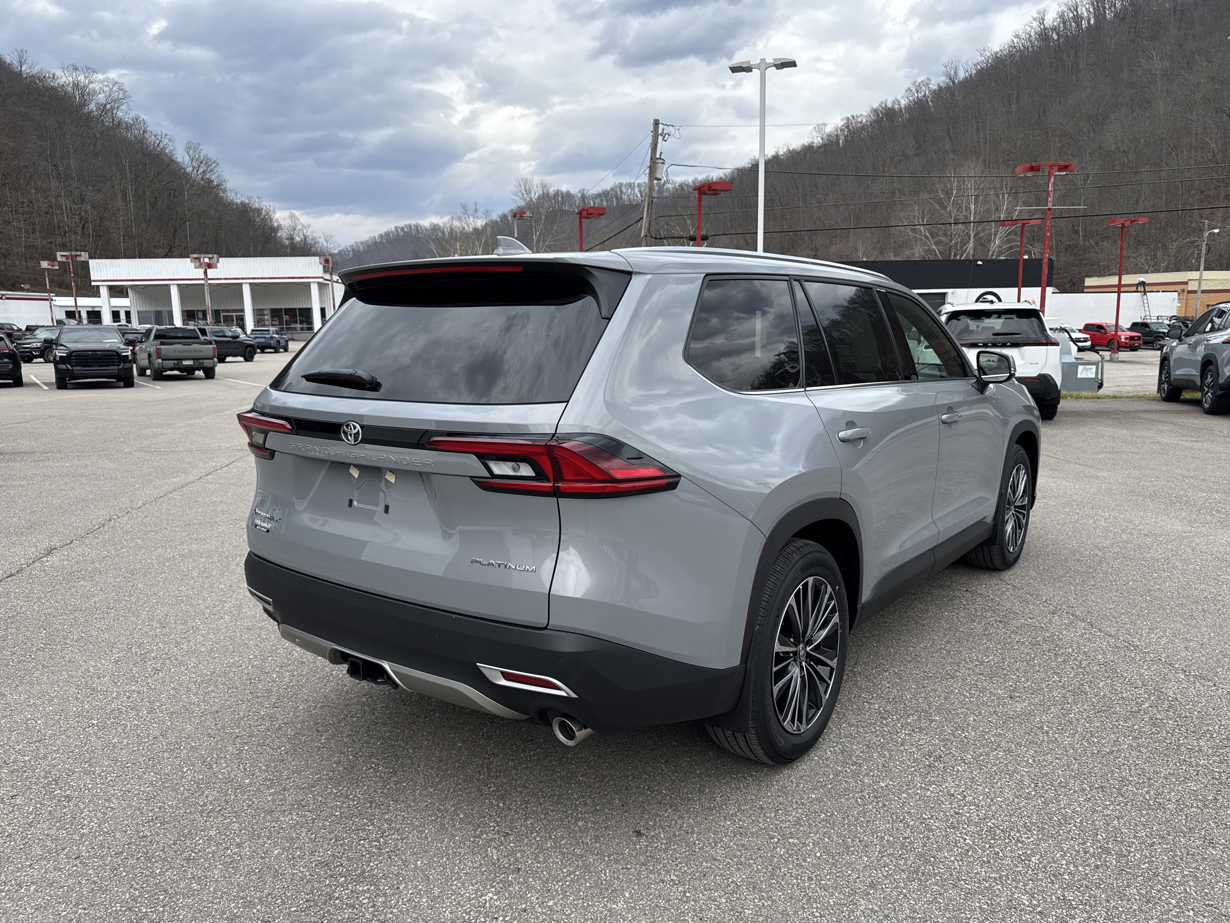 2026 Toyota Grand Highlander Hybrid Hybrid MAX Platinum