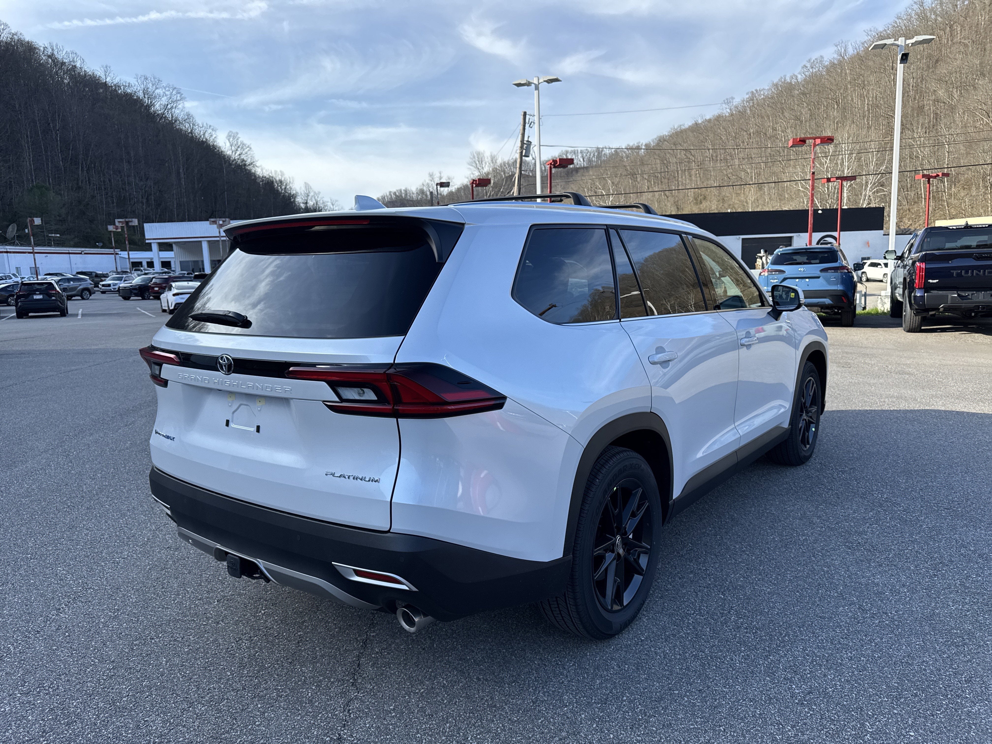 2026 Toyota Grand Highlander Hybrid Hybrid MAX Platinum