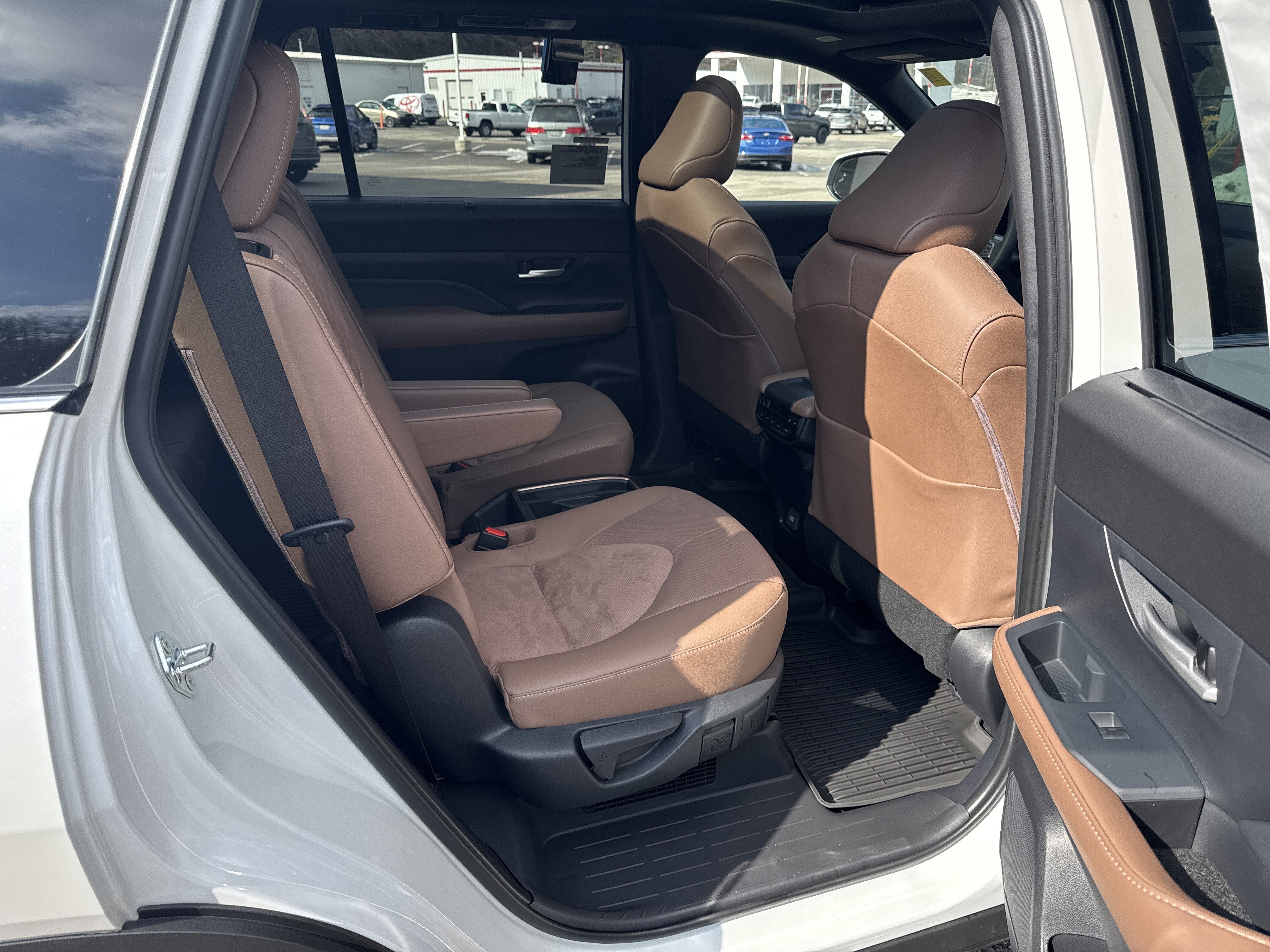 2026 Toyota Grand Highlander Hybrid Hybrid MAX Platinum