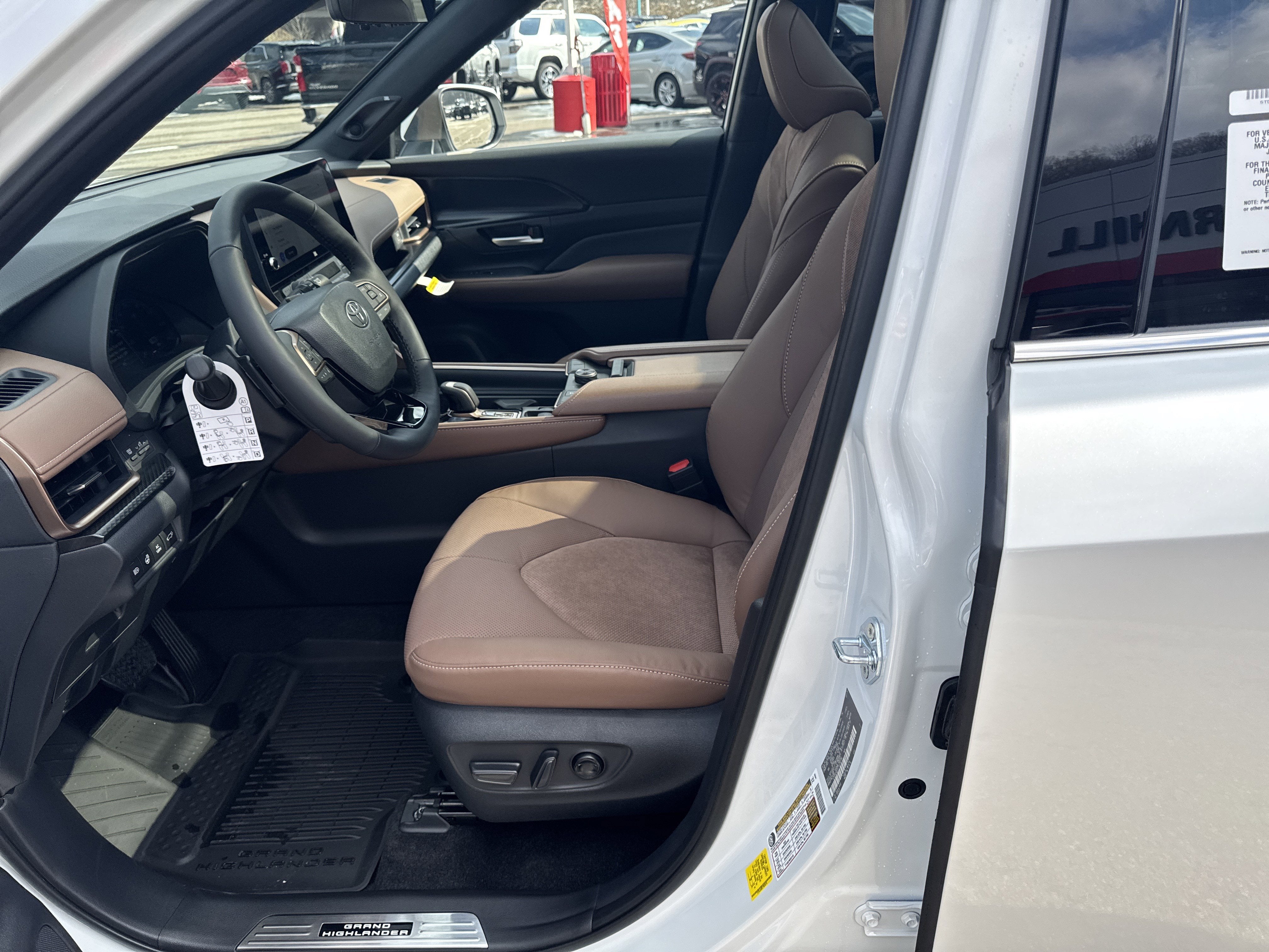 2026 Toyota Grand Highlander Hybrid Hybrid MAX Platinum