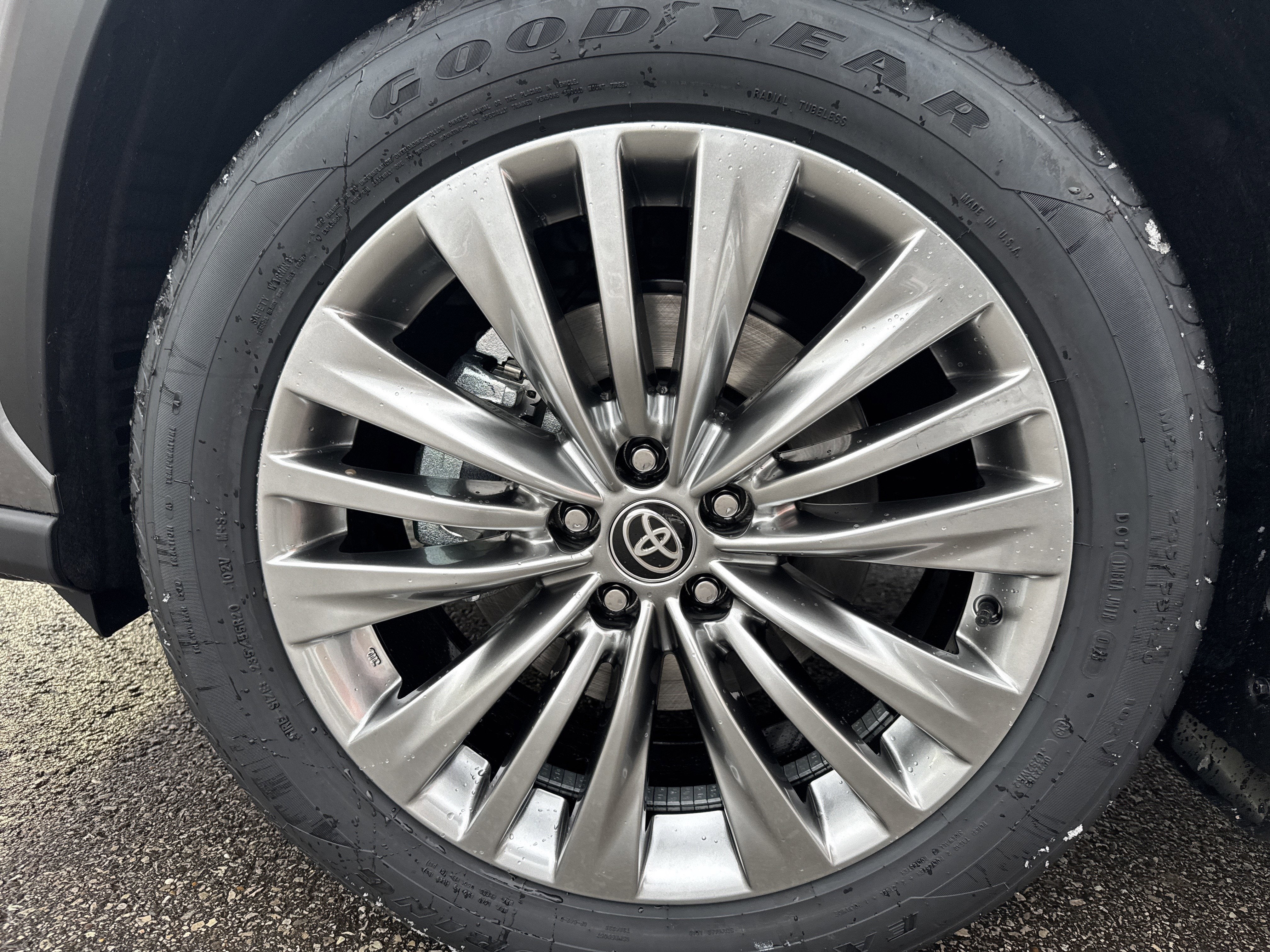 2026 Toyota Highlander Hybrid Hybrid Platinum