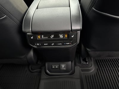 2026 Toyota Highlander Hybrid Hybrid Platinum