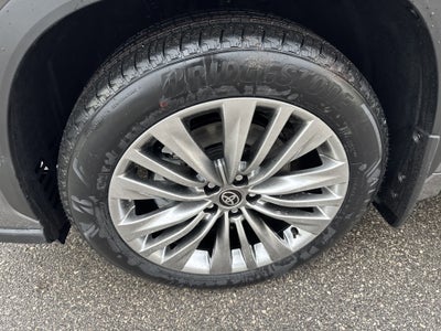 2026 Toyota Highlander Hybrid Hybrid Platinum